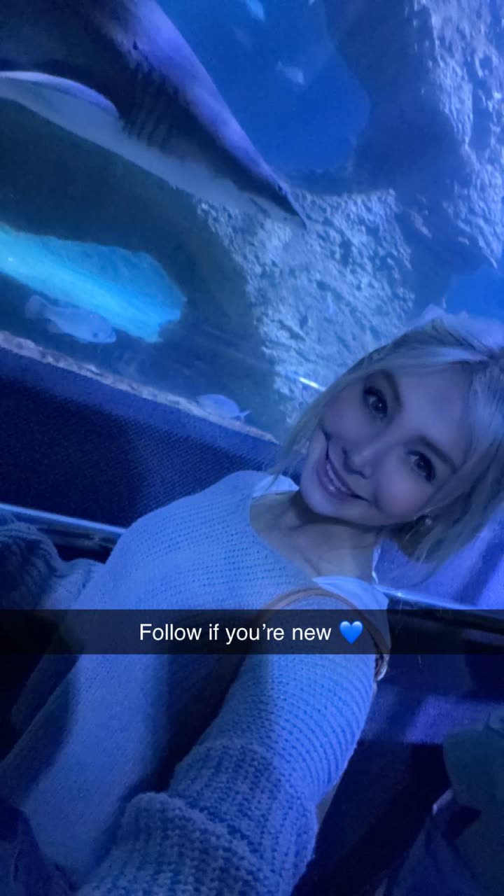 emxllouise snapchat image archive image