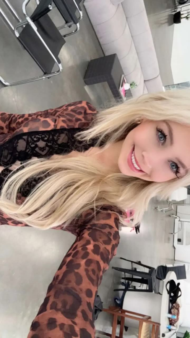 emxllouise snapchat image archive image