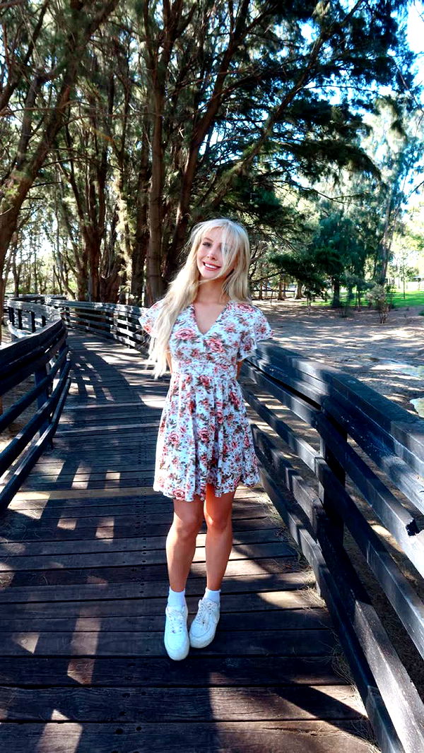 emxllouise image ~ Altpins