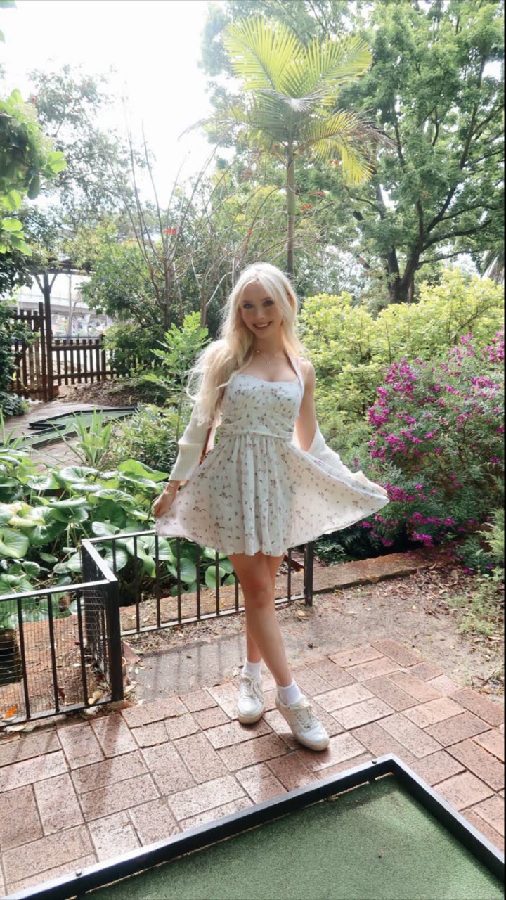 emxllouise snapchat image archive image