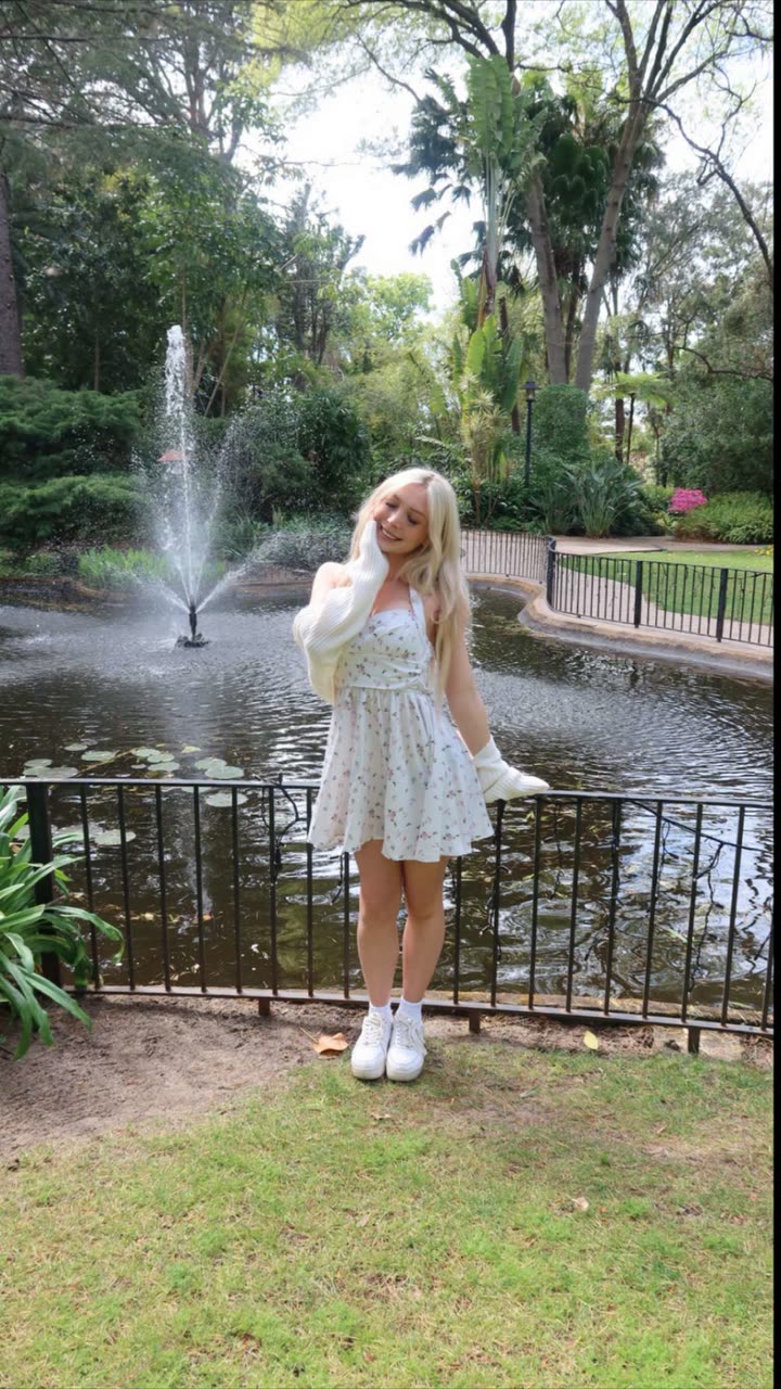 emxllouise snapchat image archive image