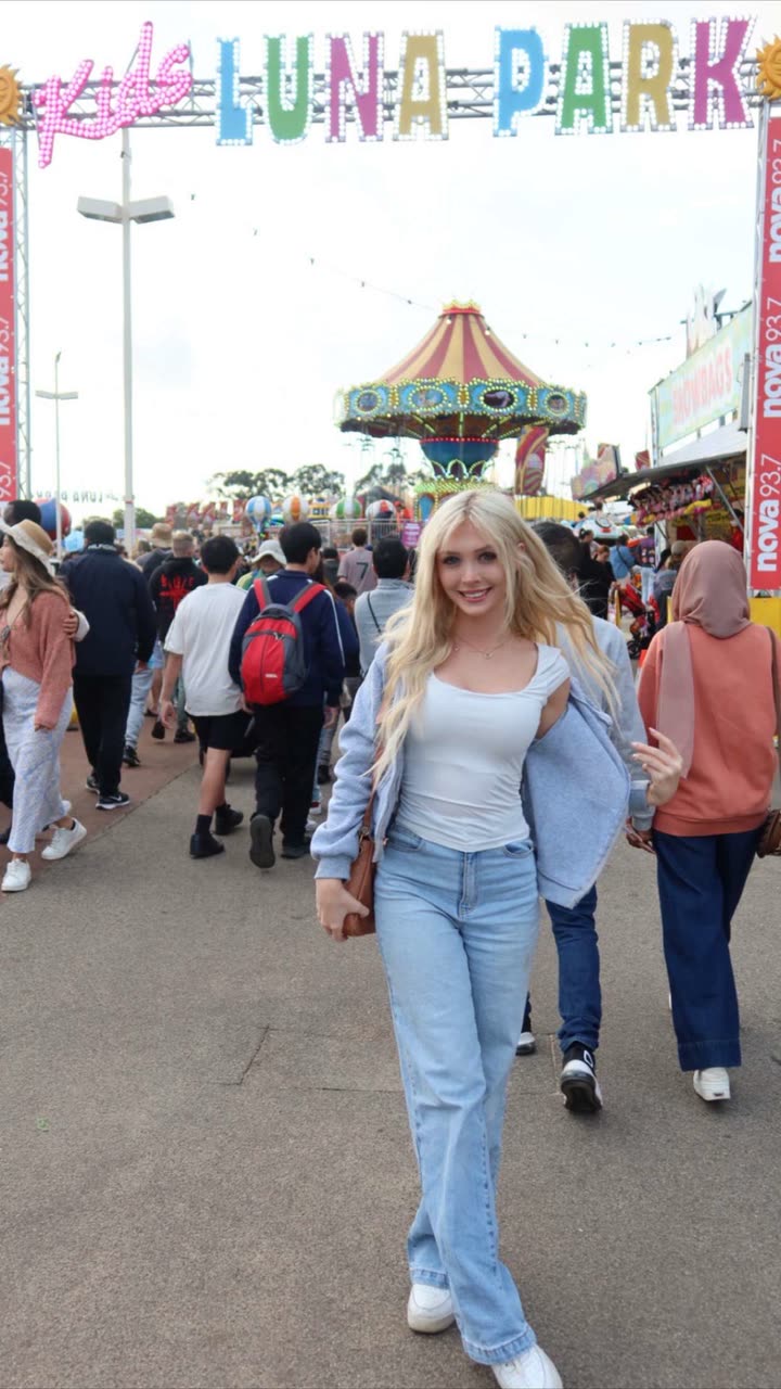 emxllouise snapchat image archive image