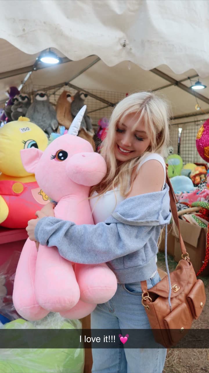 emxllouise snapchat image archive image