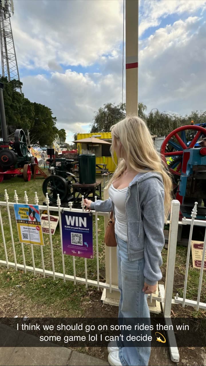 emxllouise snapchat image archive image