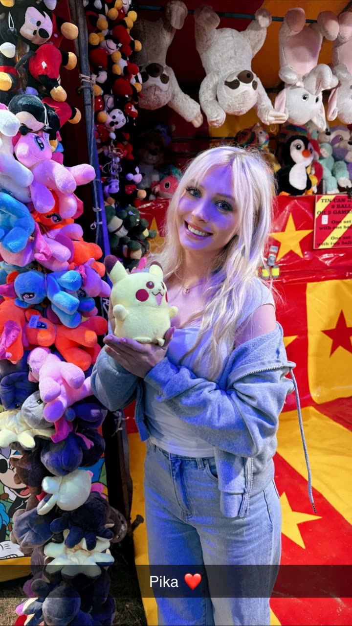 emxllouise snapchat image archive image