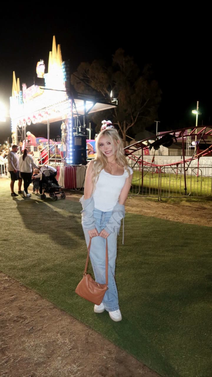 emxllouise snapchat image archive image