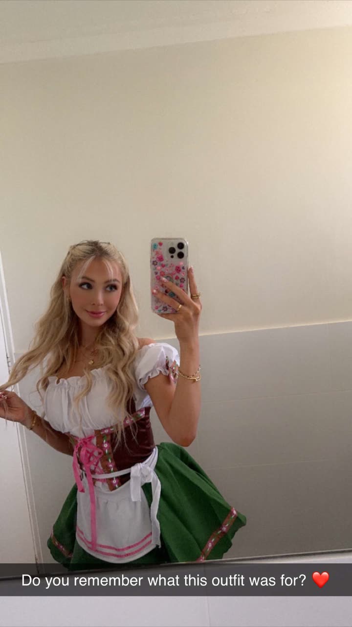 emxllouise snapchat image archive image