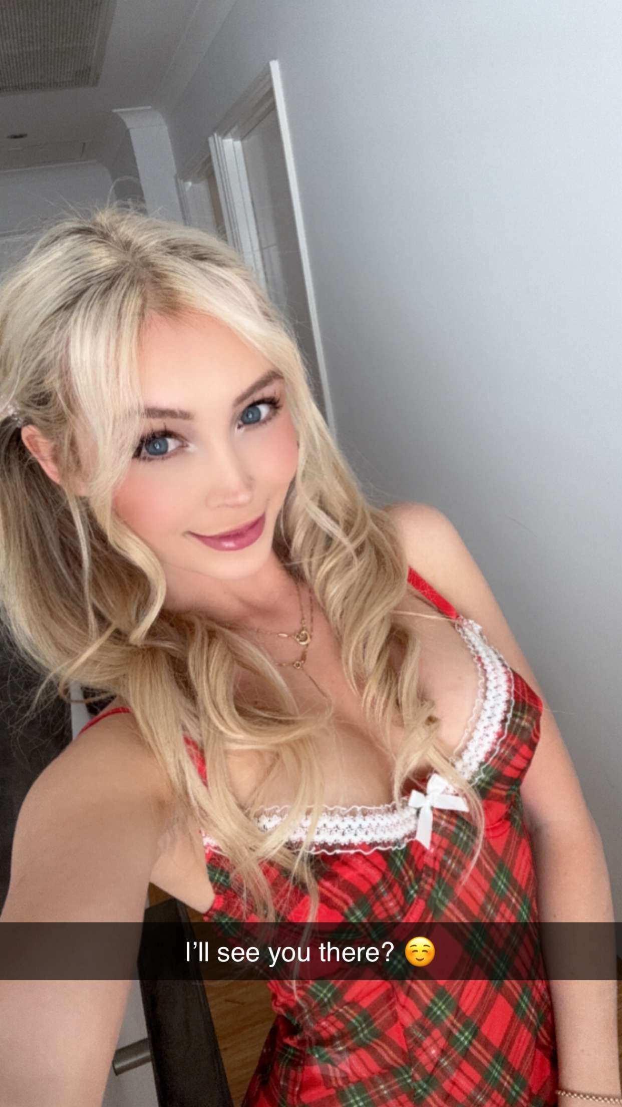 emxllouise snapchat image archive image