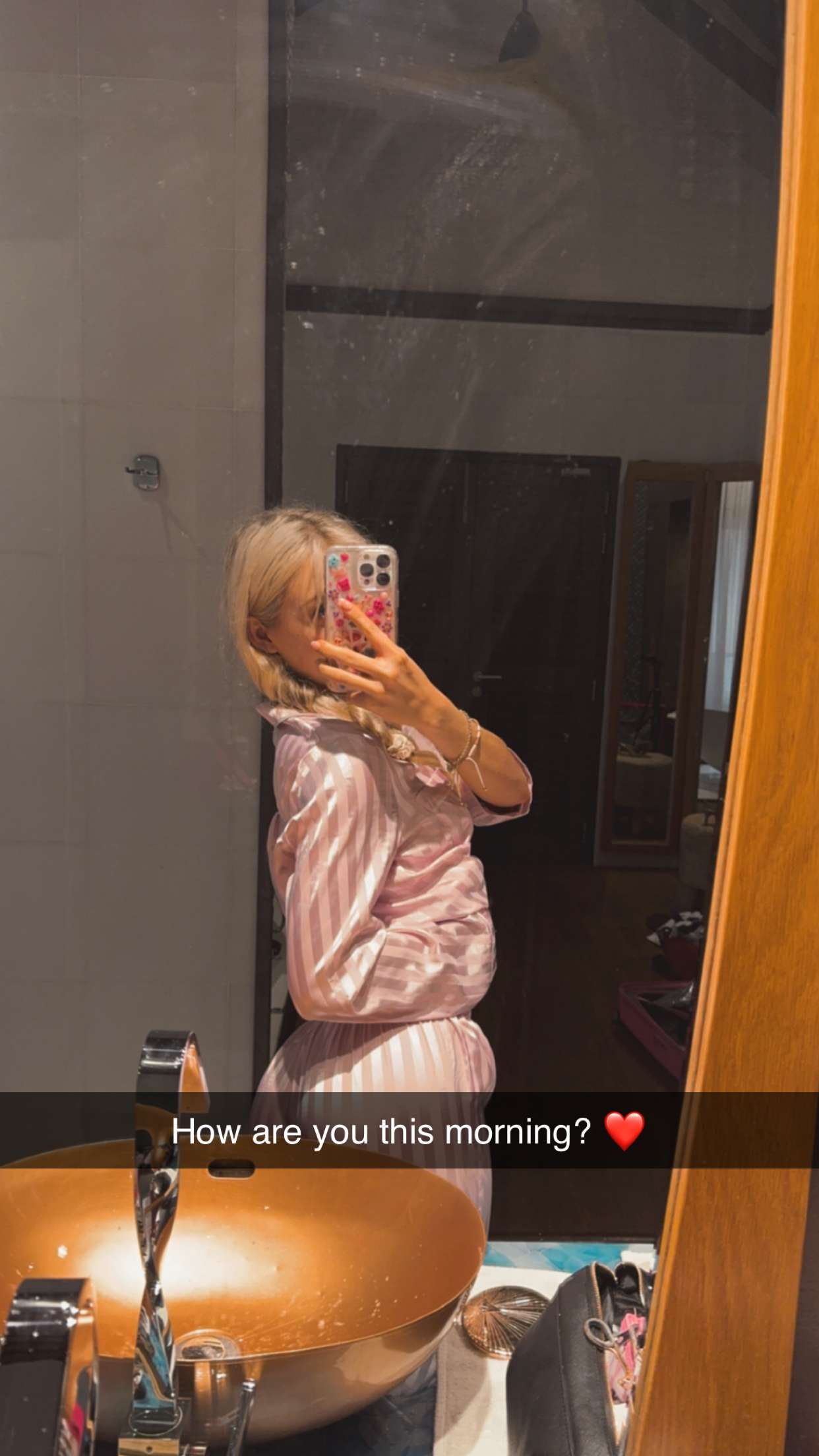 emxllouise snapchat image archive image