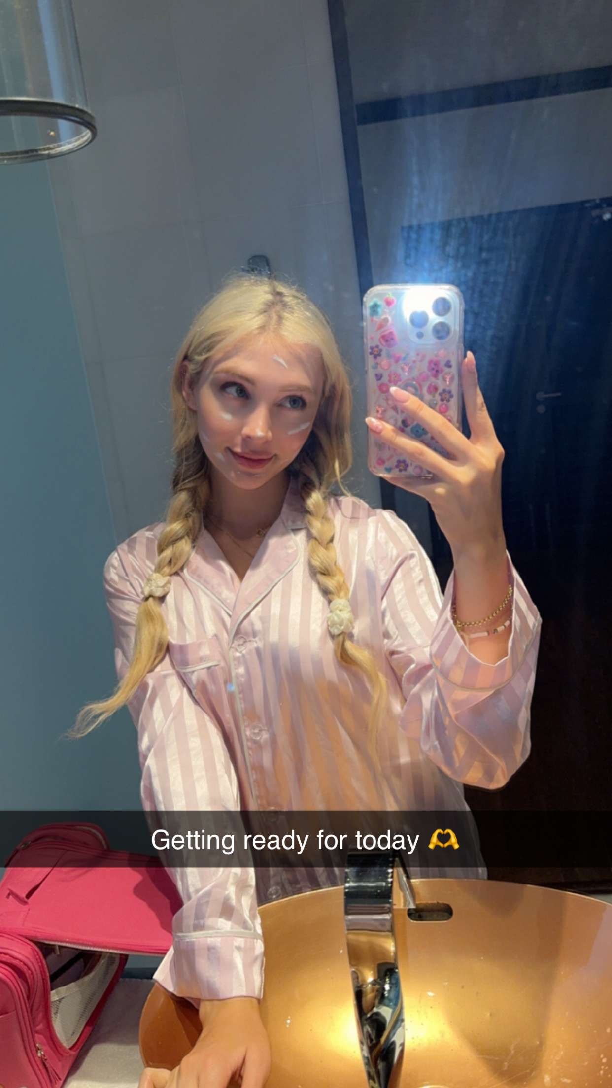 emxllouise snapchat image archive image