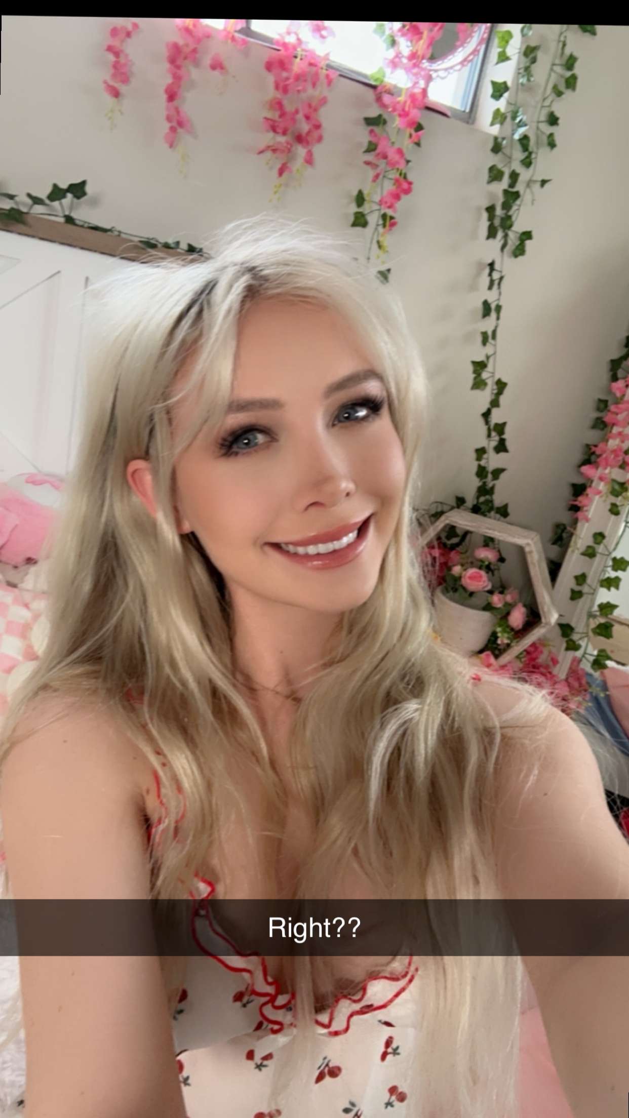 emxllouise snapchat image archive image