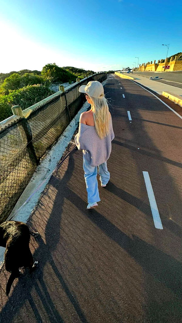 emxllouise image ~ Altpins