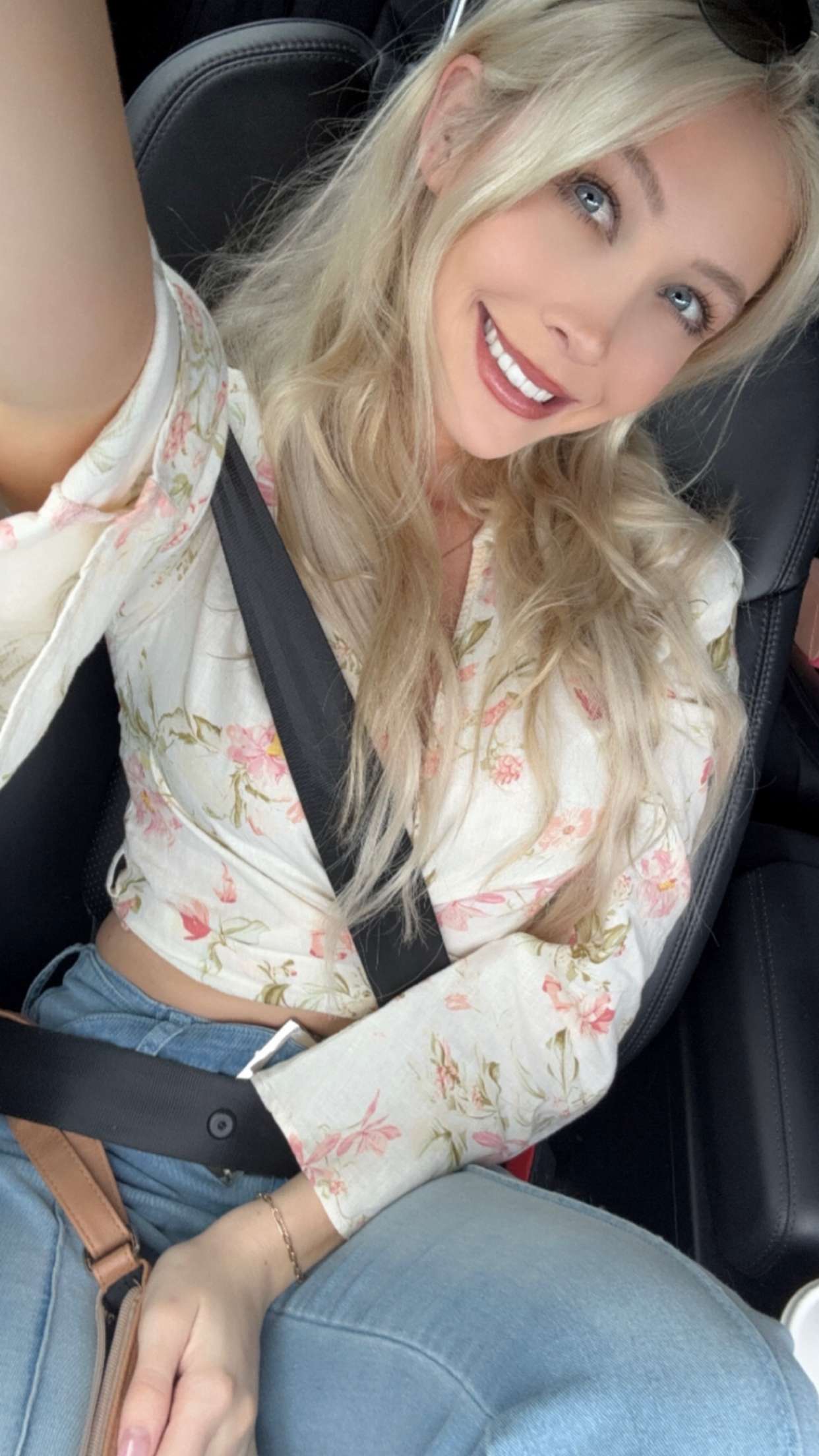 emxllouise snapchat image archive image