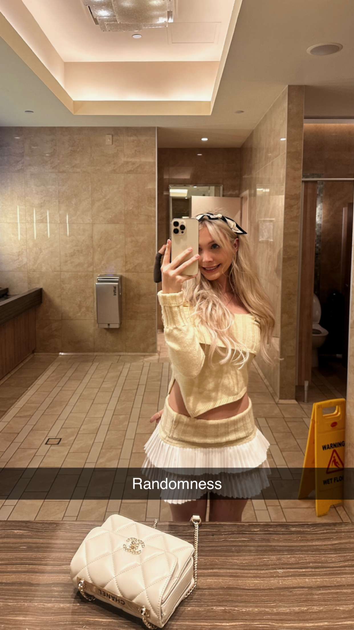 emxllouise snapchat image archive image