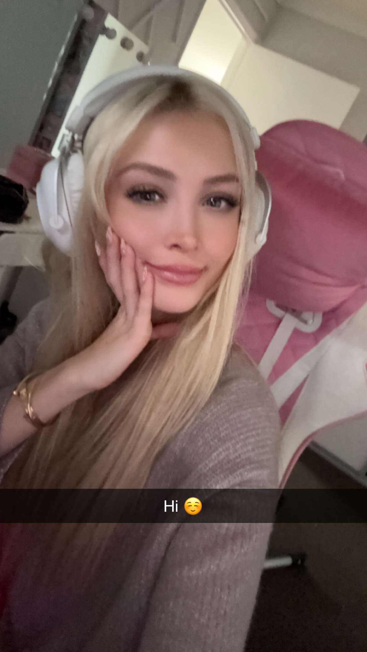 emxllouise snapchat image archive image