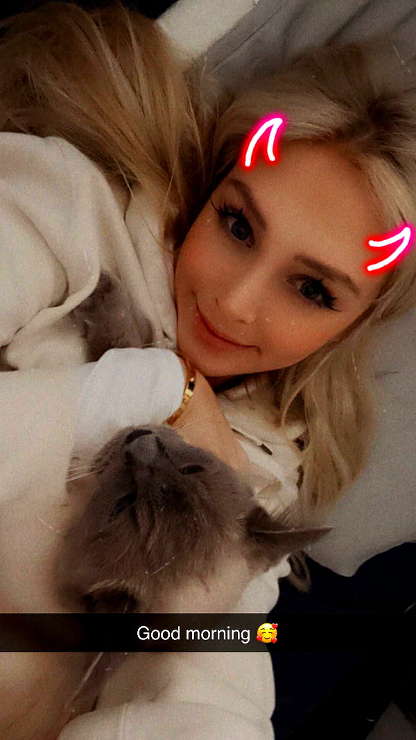 emxllouise image ~ Altpins