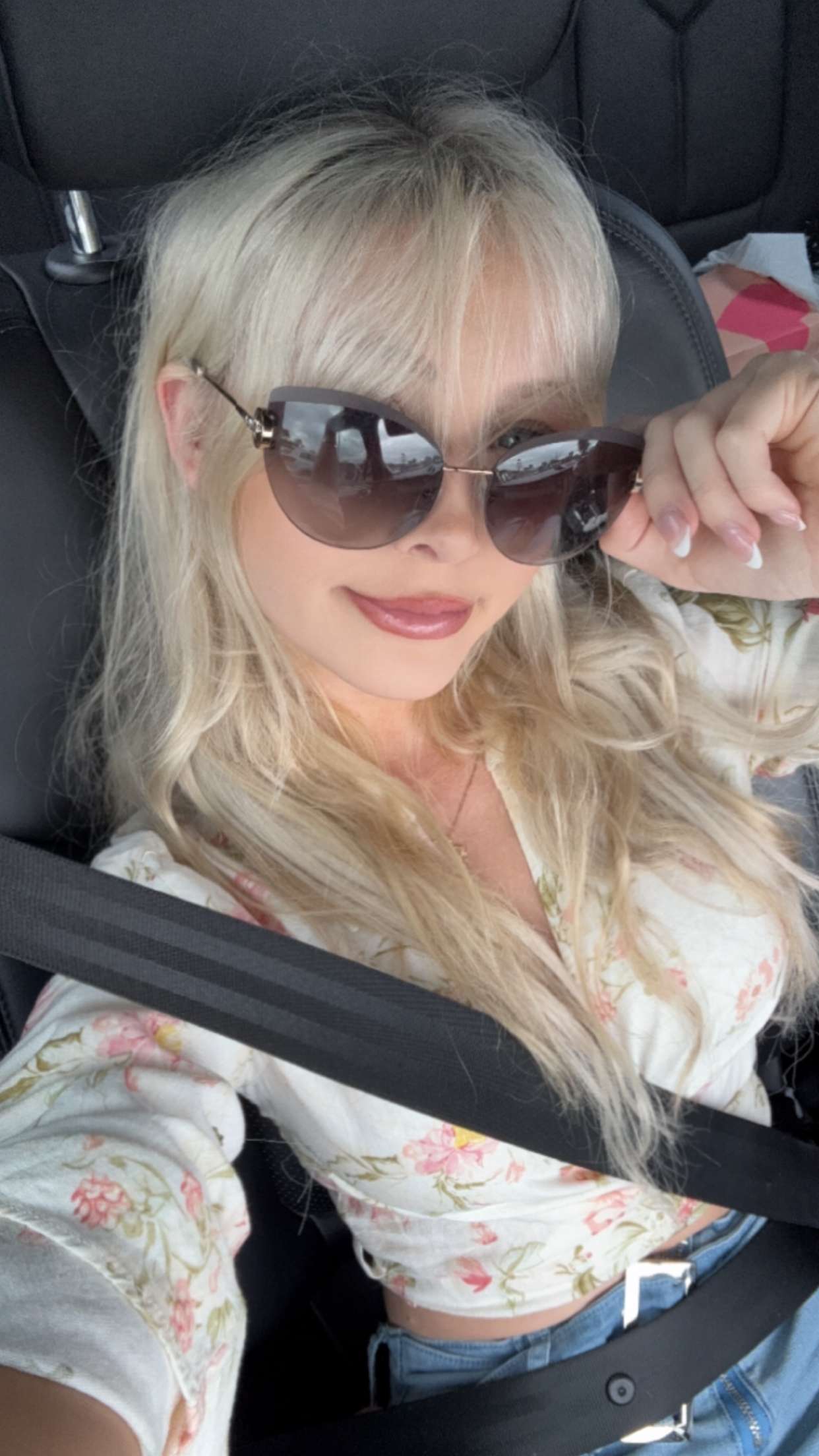 emxllouise snapchat image archive image