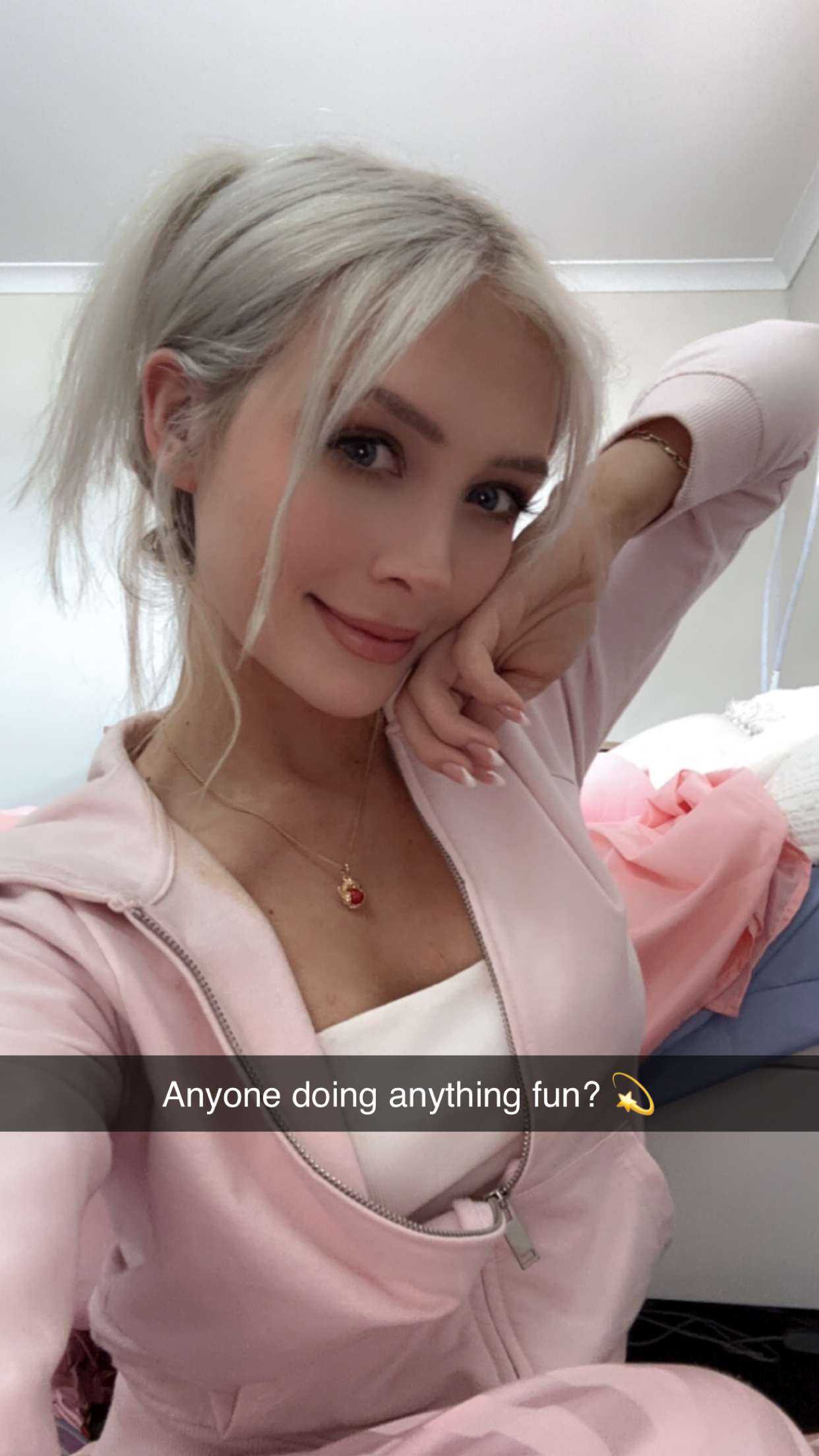 emxllouise snapchat image archive image