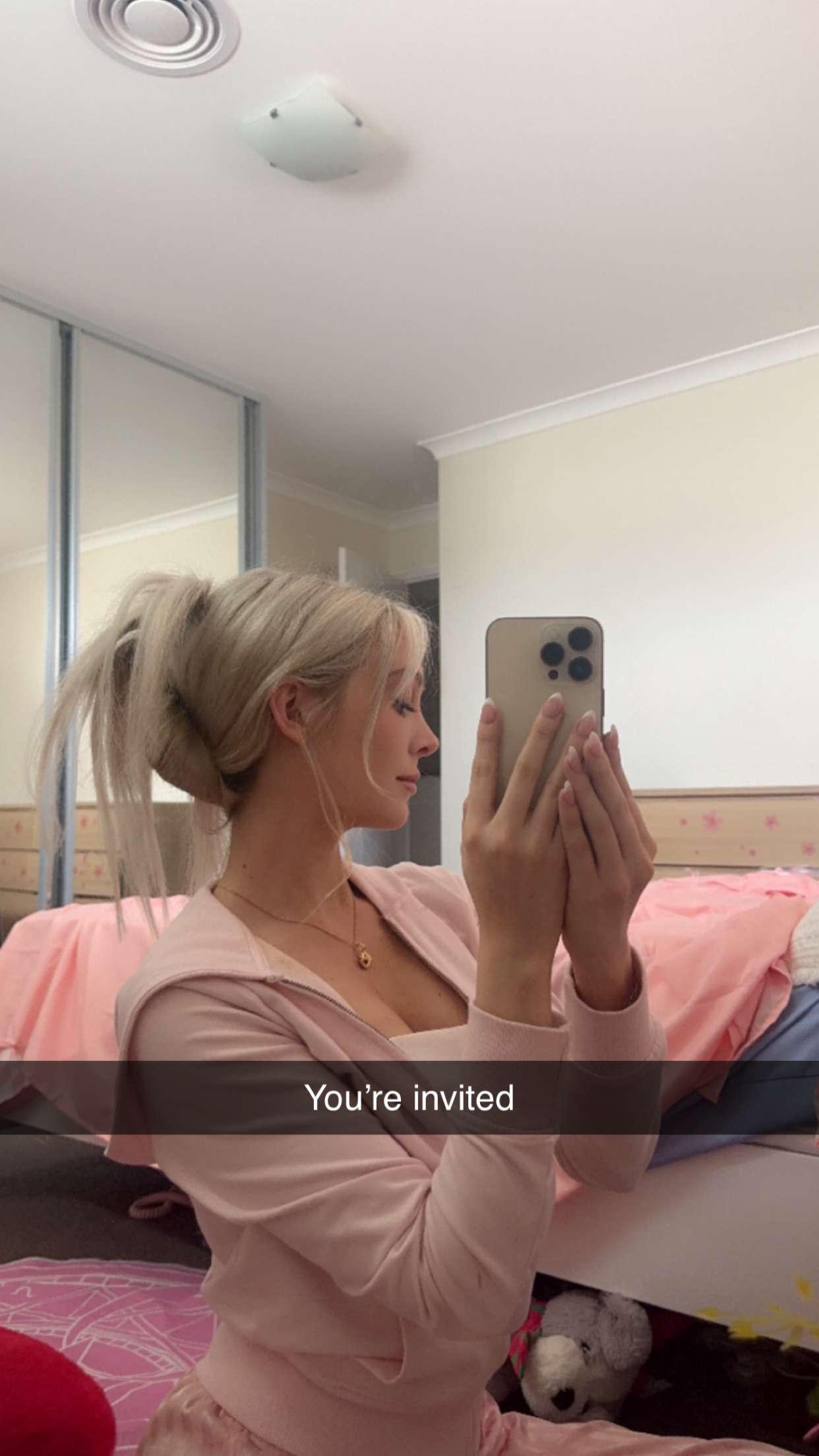 emxllouise snapchat image archive image