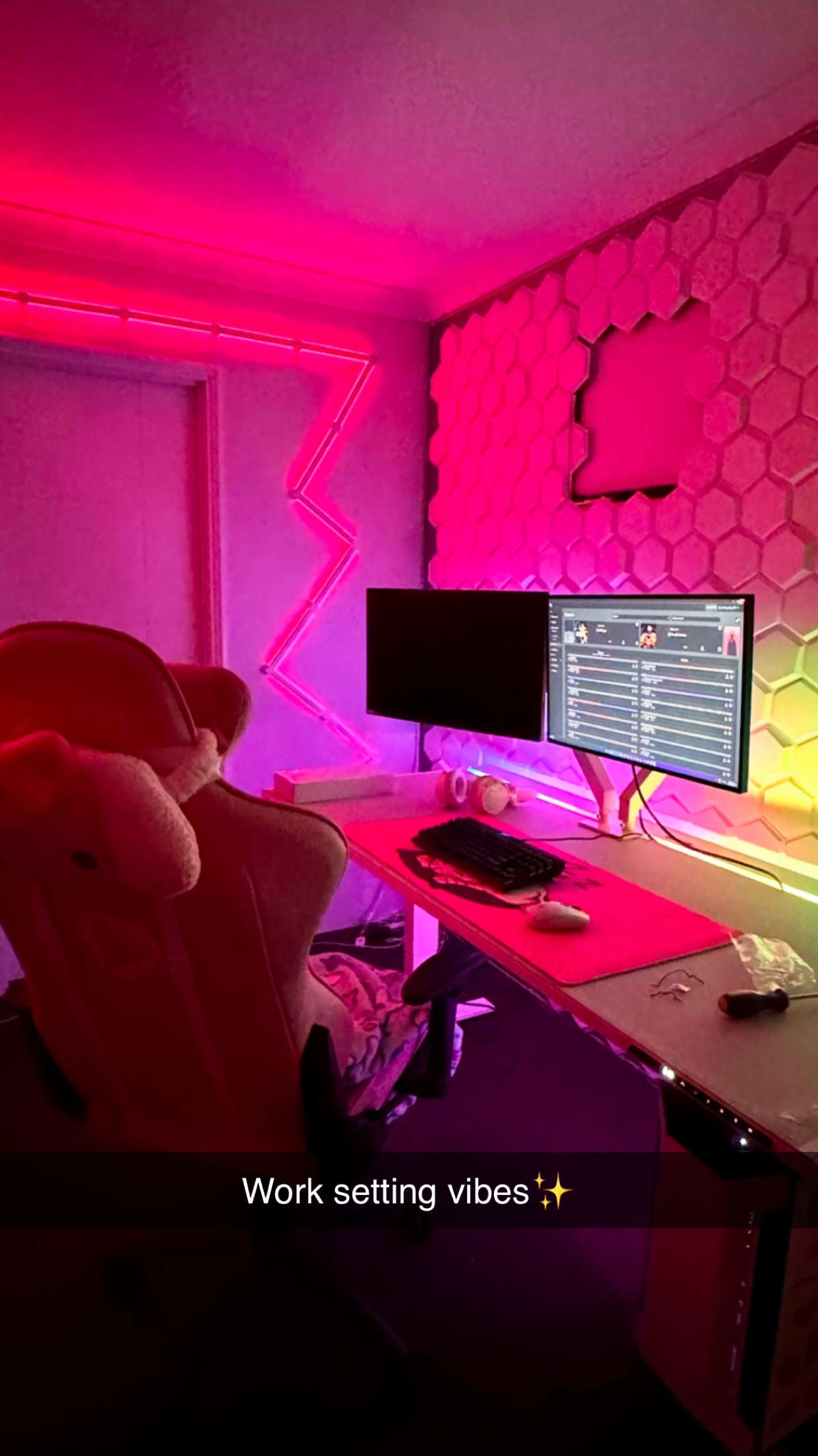 emxllouise snapchat image archive image