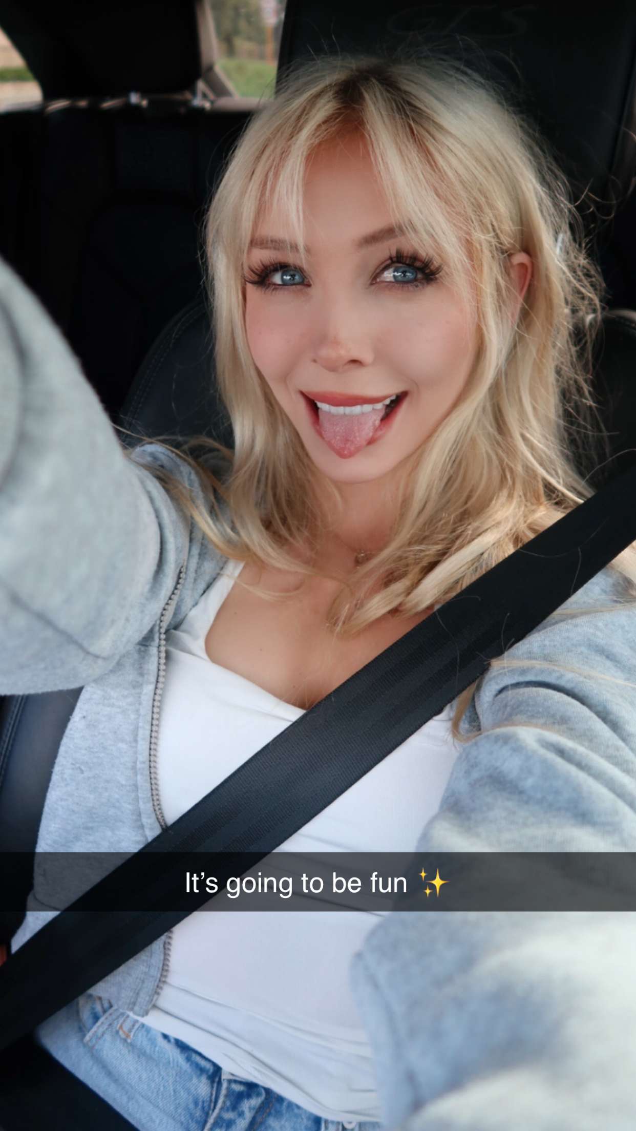 emxllouise snapchat image archive image