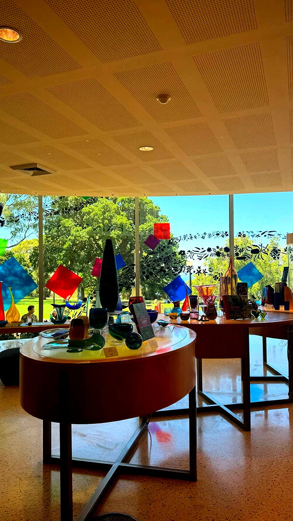 emxllouise image ~ Altpins