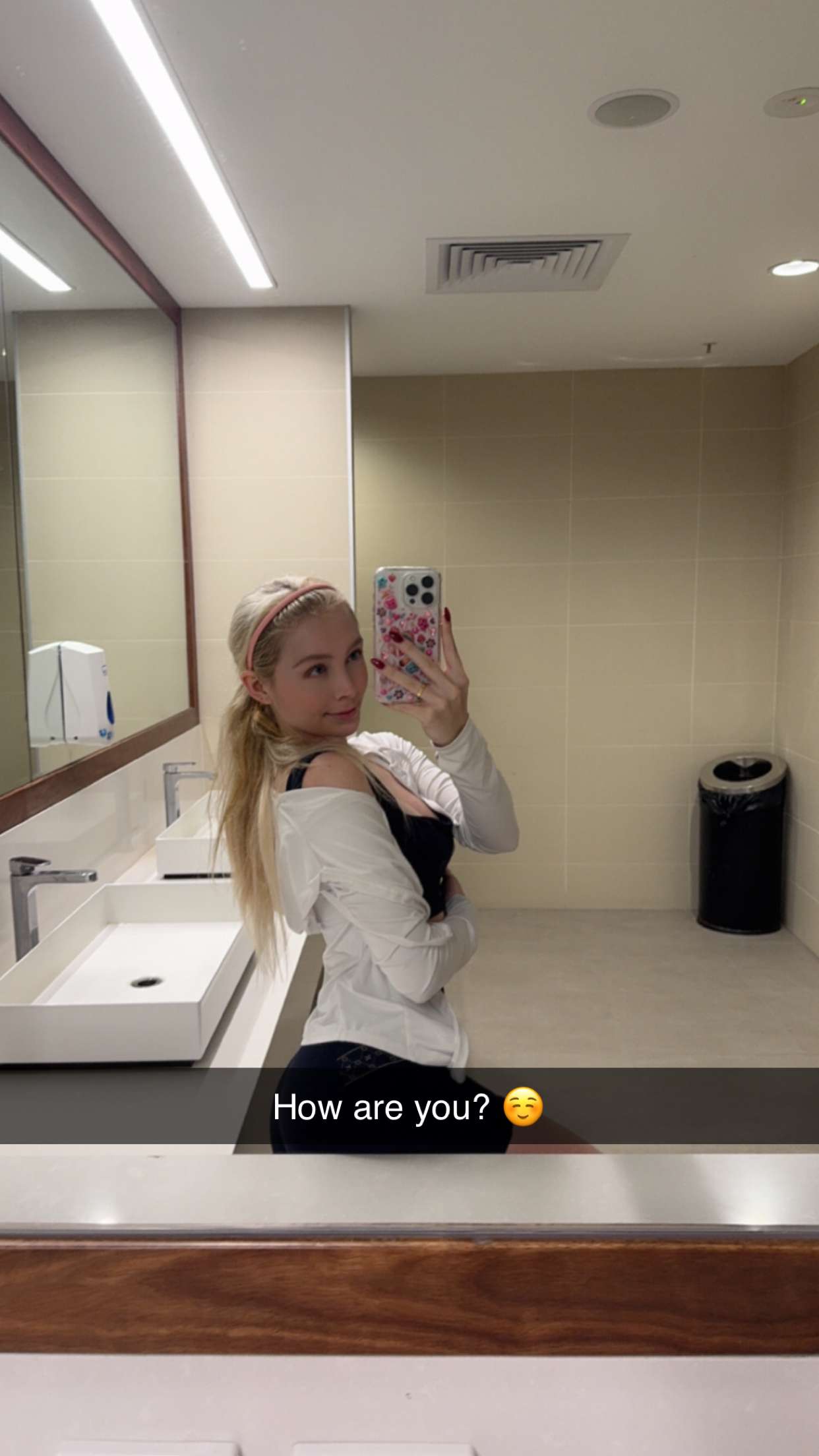 emxllouise snapchat image archive image