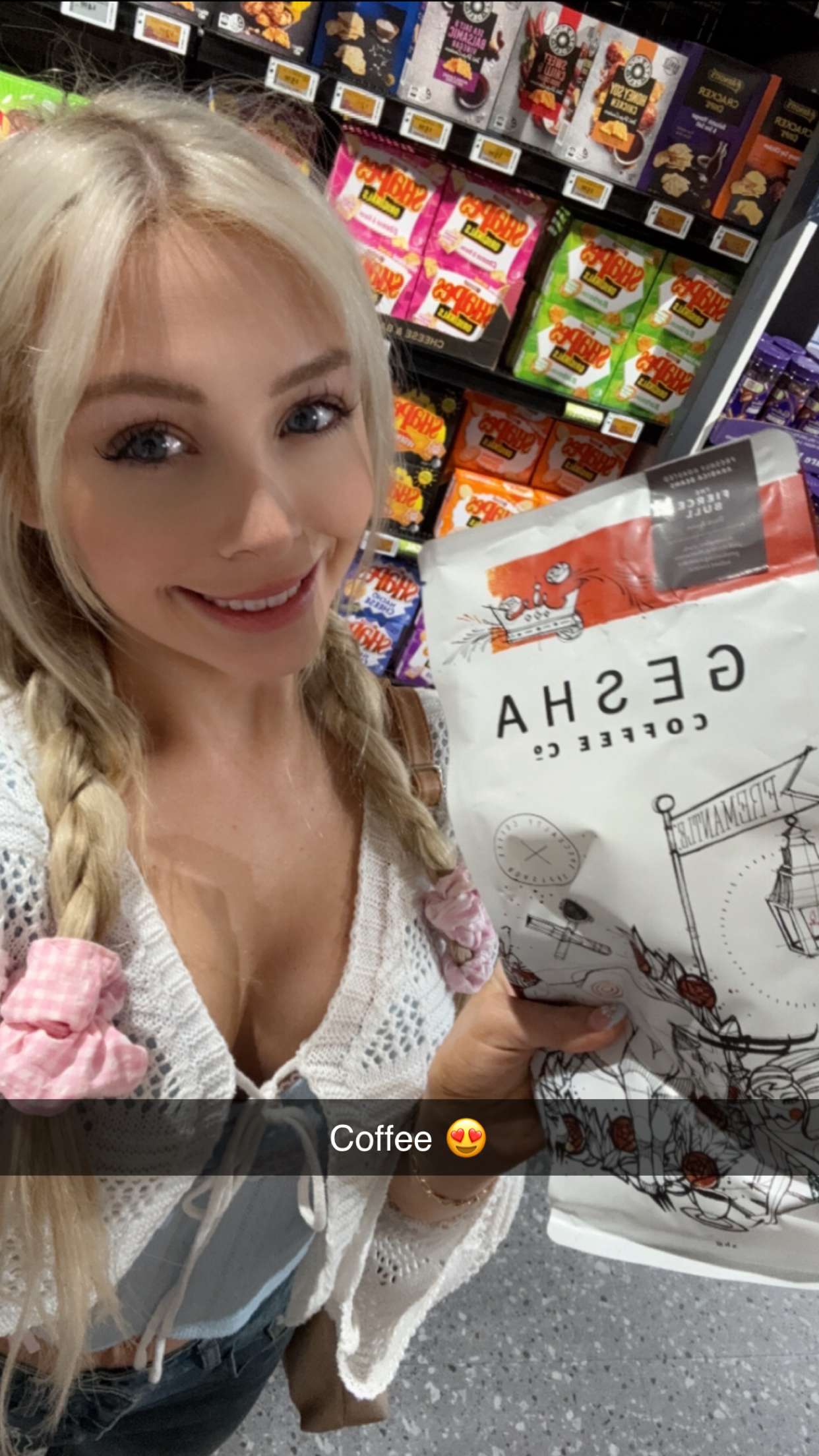 emxllouise snapchat image archive image