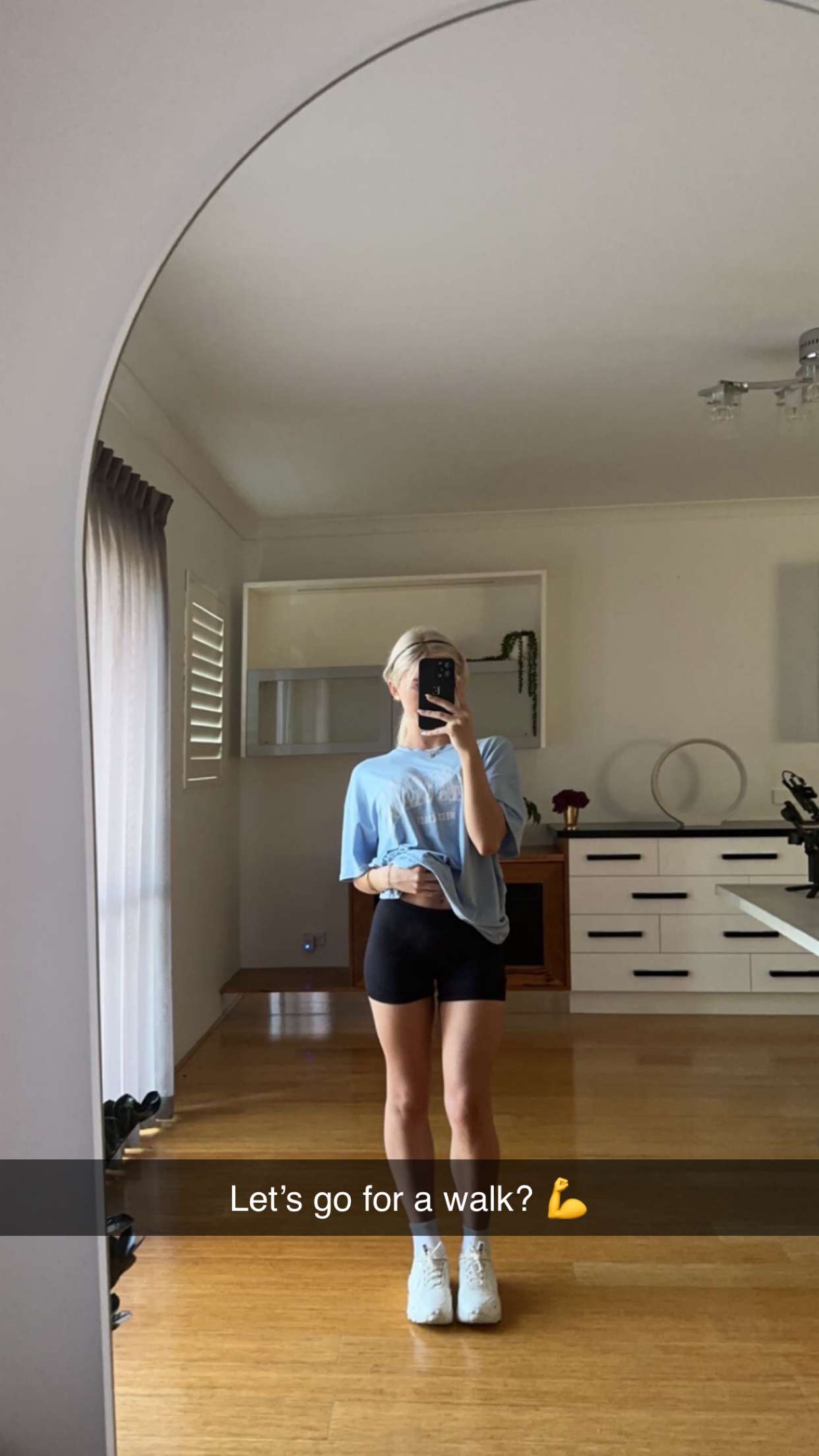 emxllouise snapchat image archive image