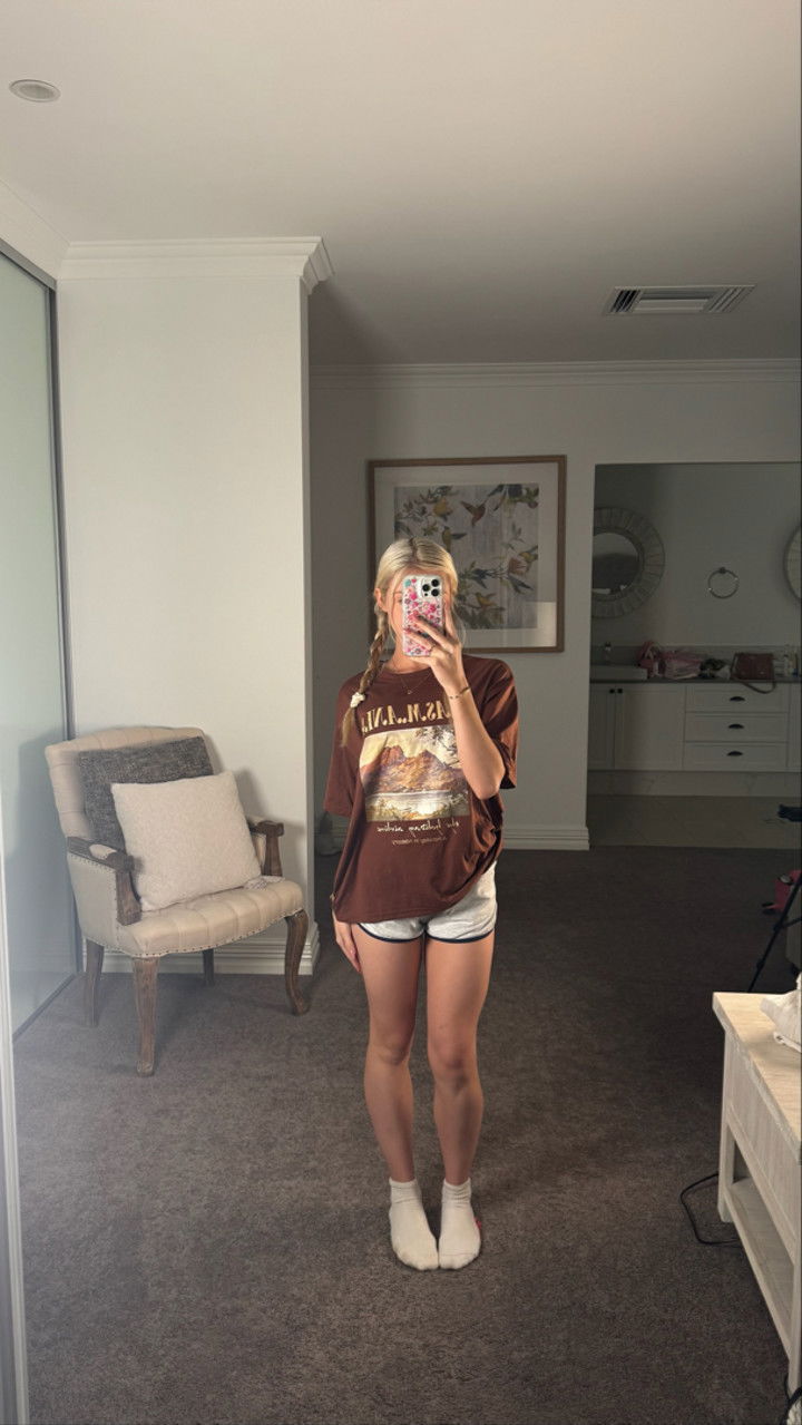 emxllouise snapchat image archive image