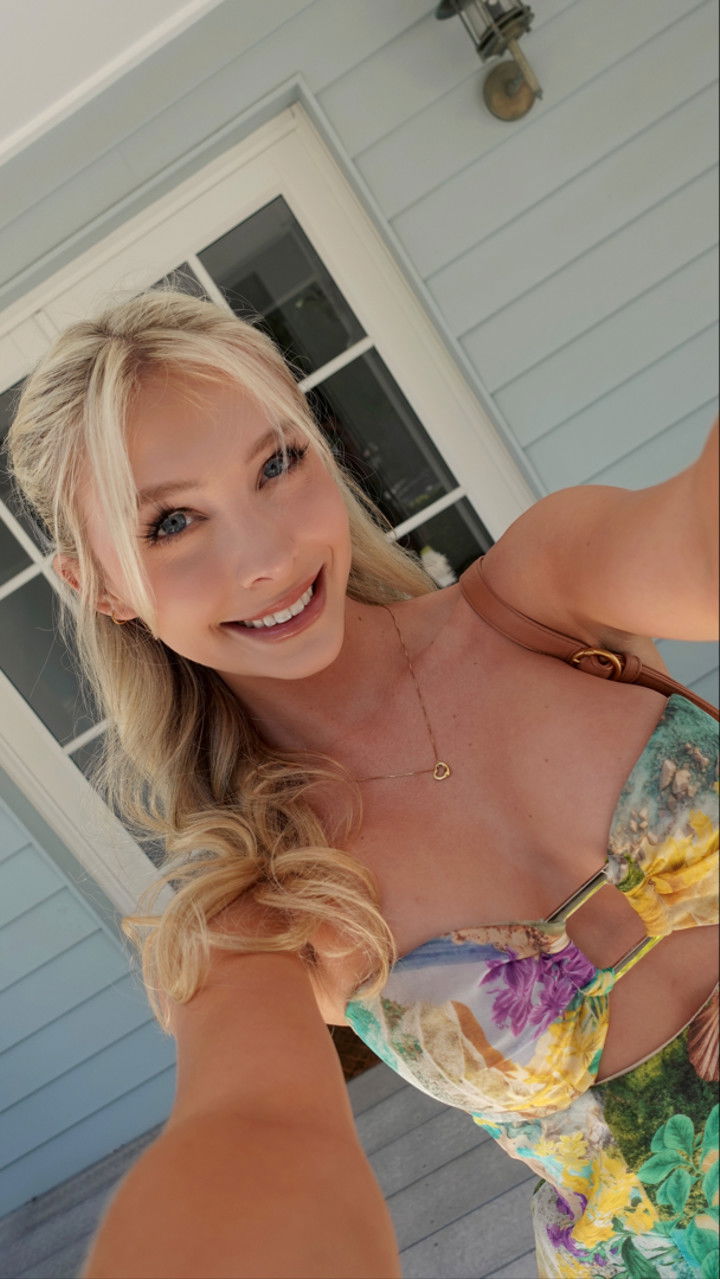 emxllouise snapchat image archive image