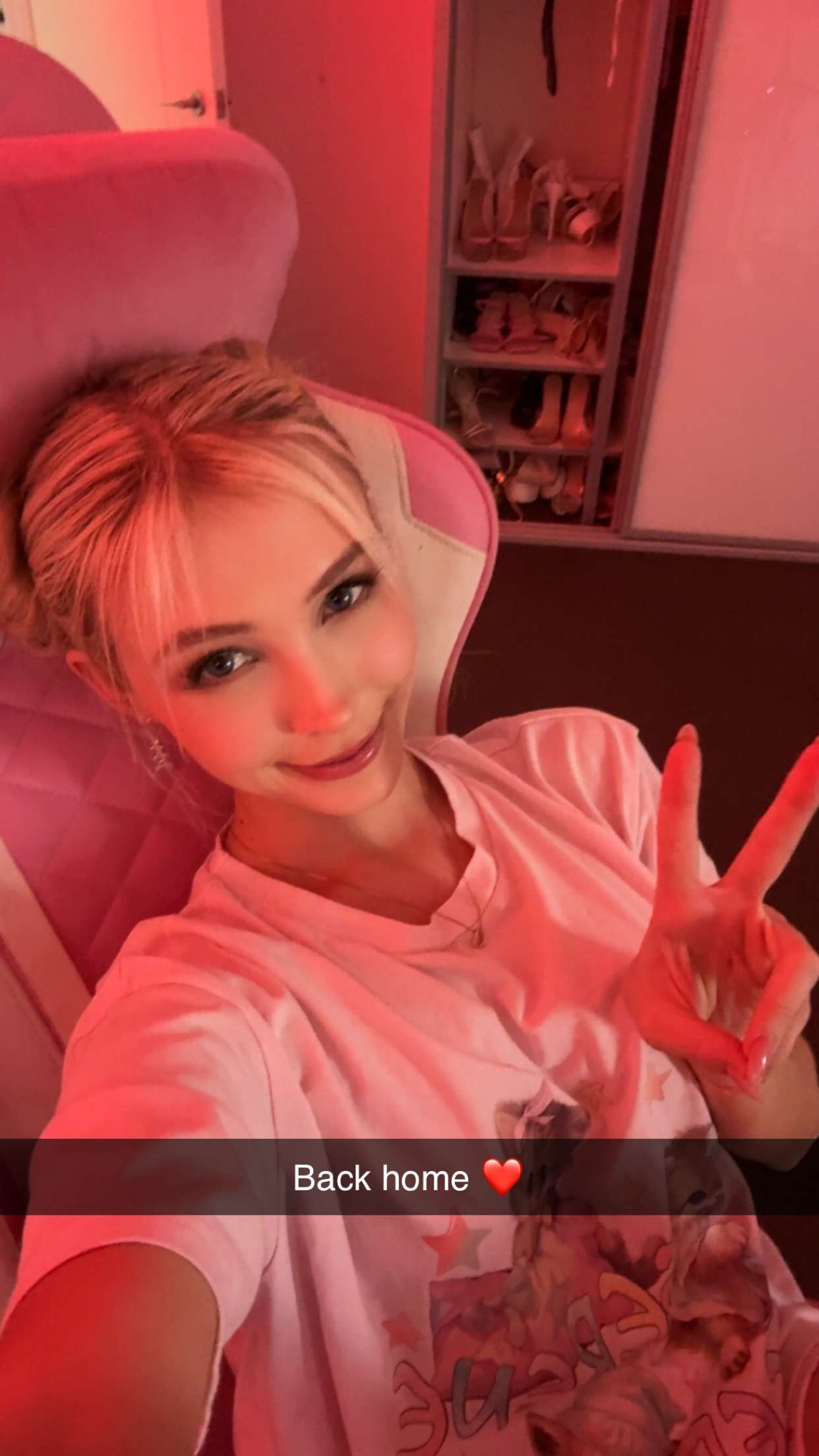 emxllouise snapchat image archive image