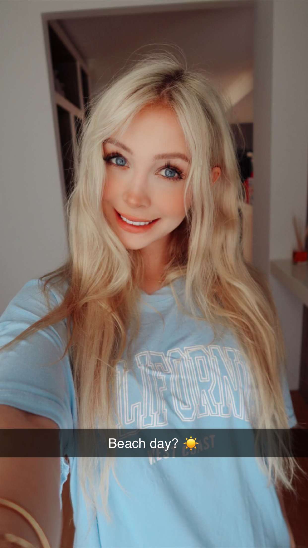 emxllouise snapchat image archive image