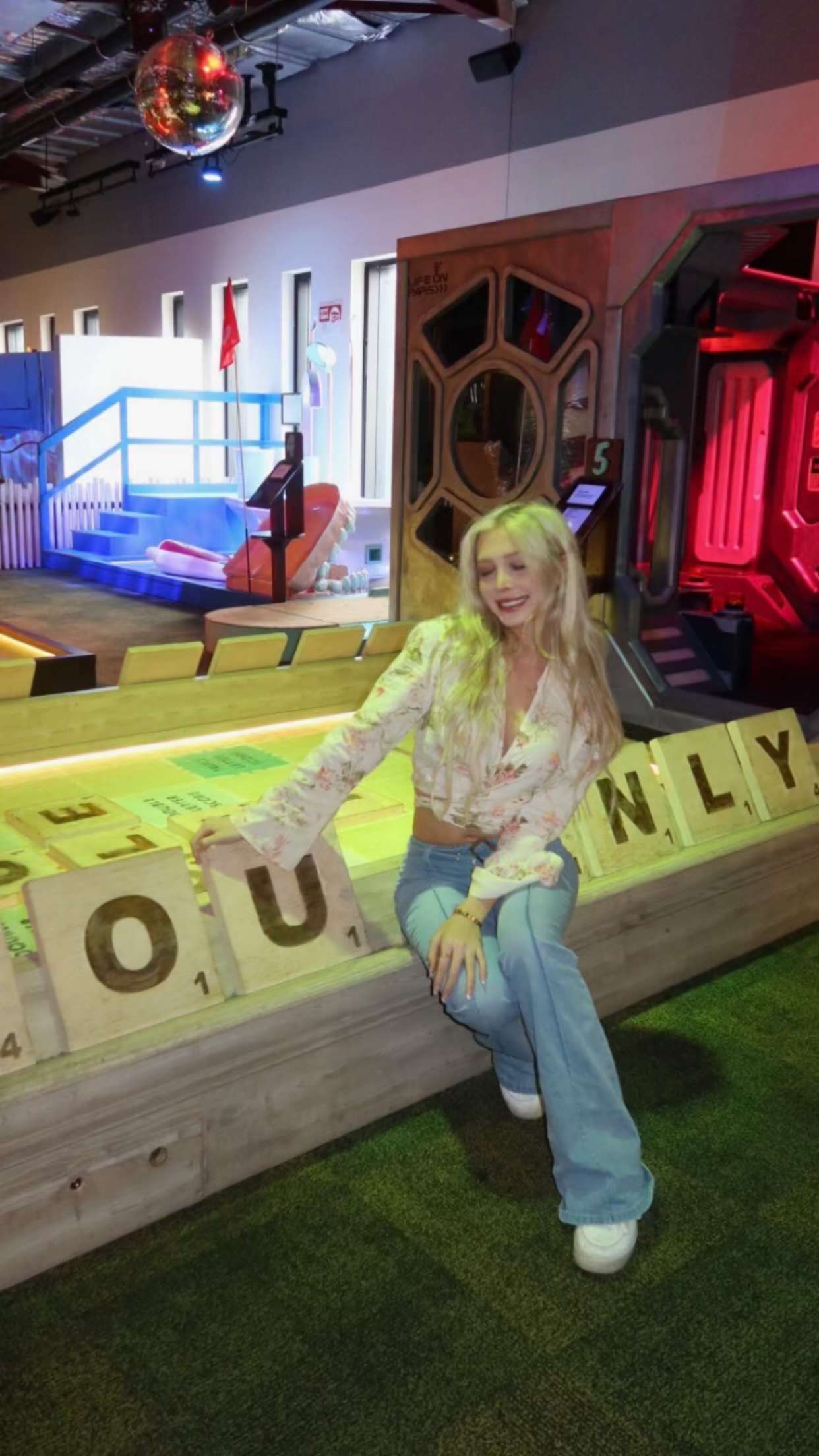 emxllouise snapchat image archive image