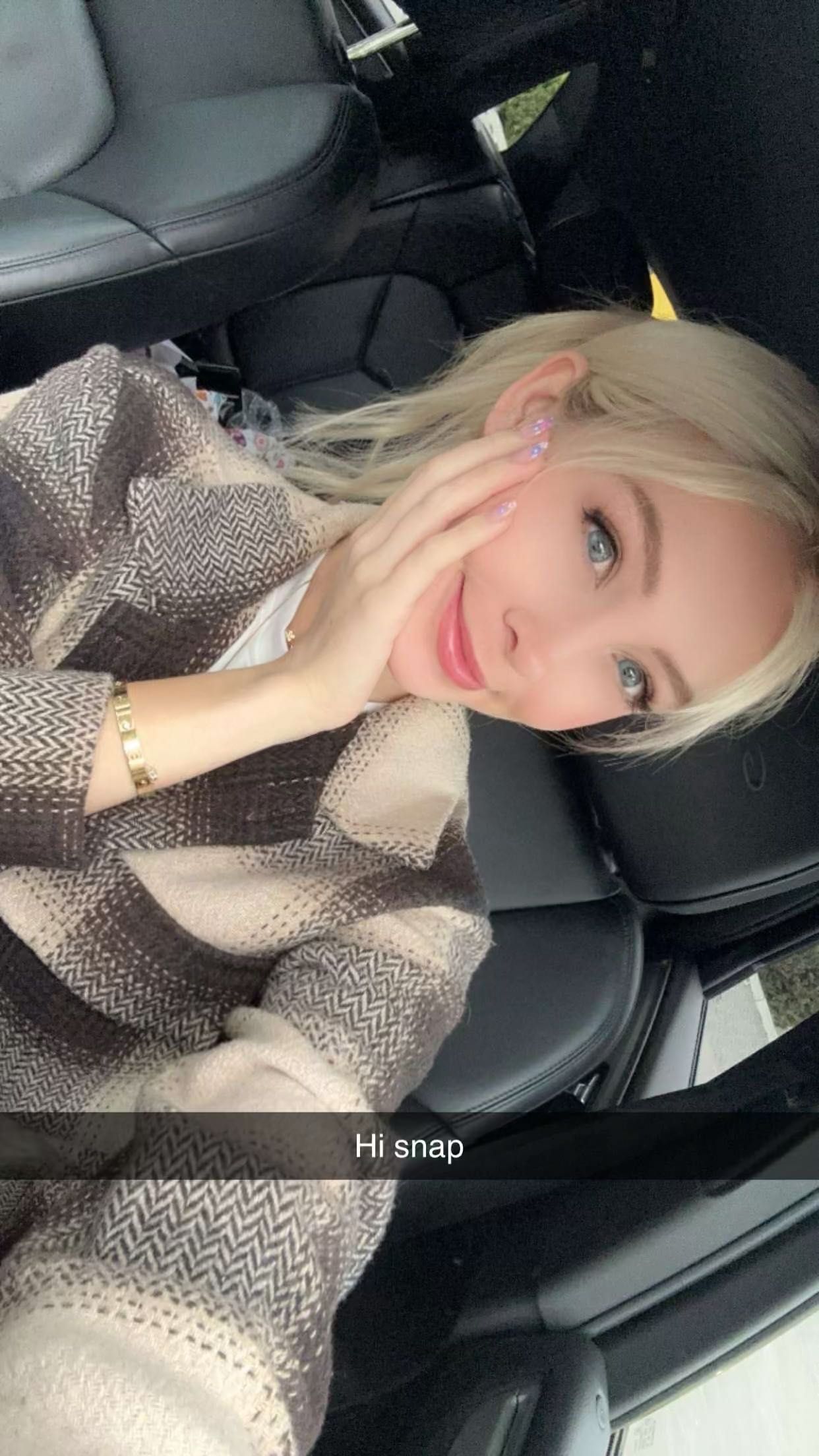 emxllouise snapchat image archive image