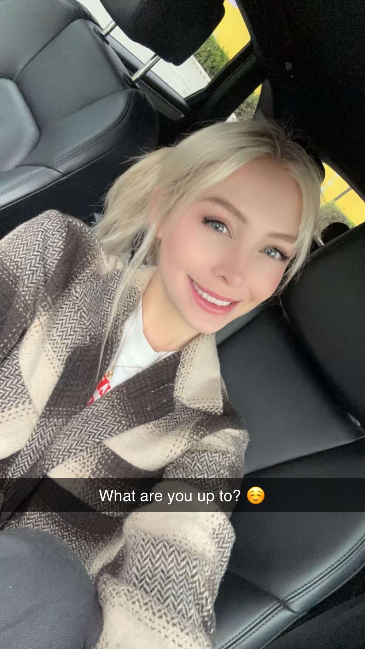 emxllouise snapchat image archive image