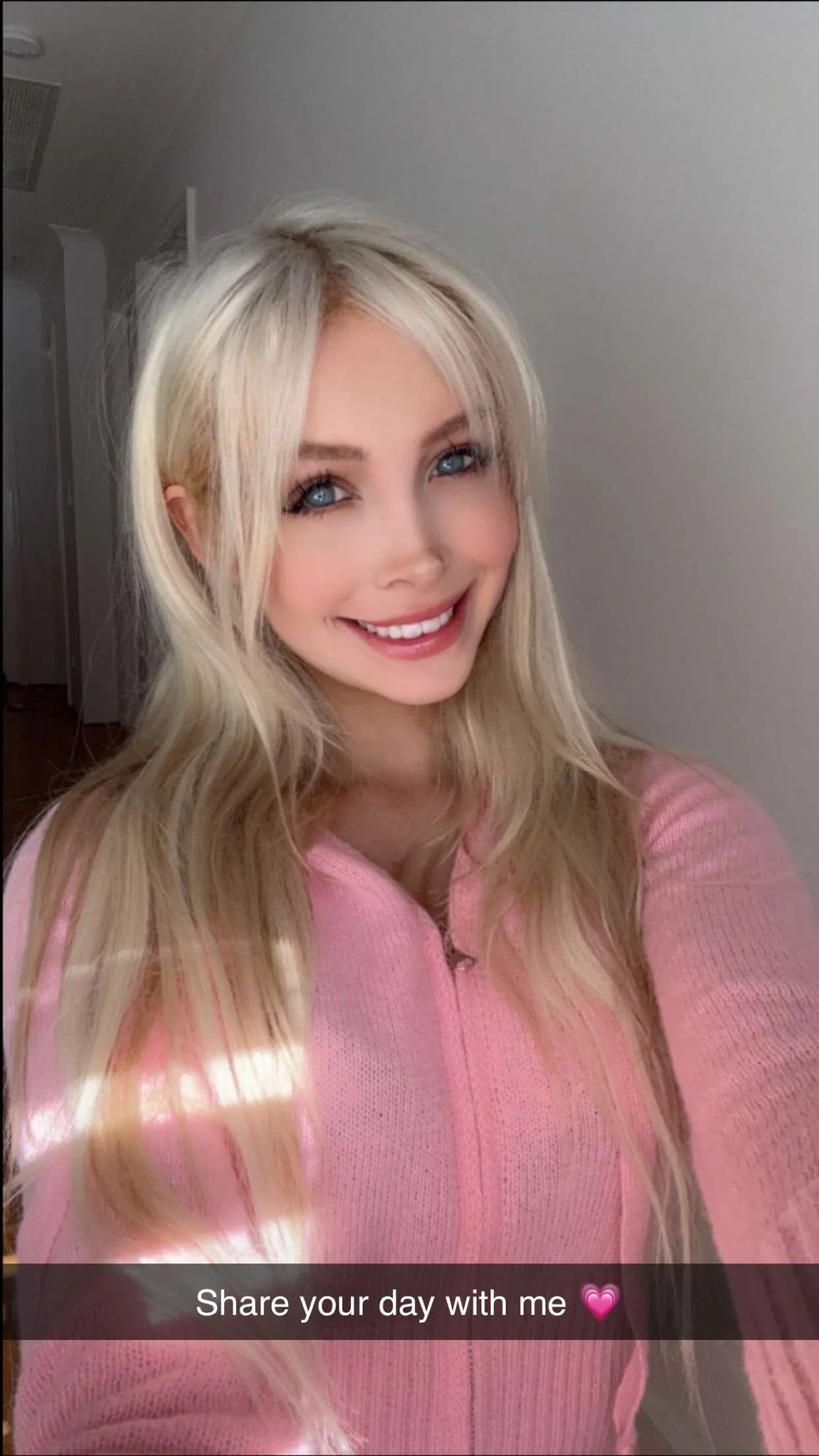 emxllouise snapchat image archive image