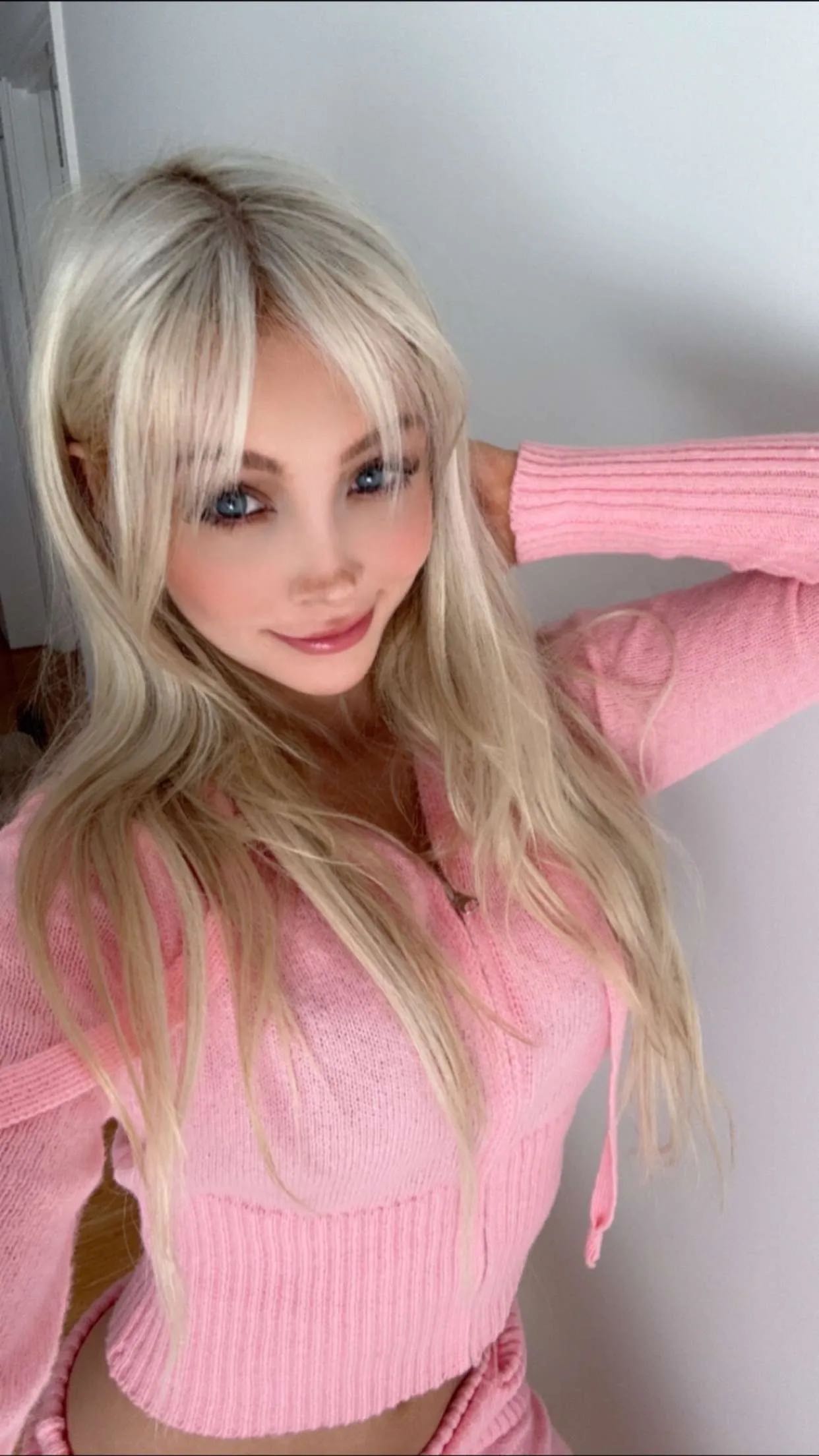 emxllouise snapchat image archive image