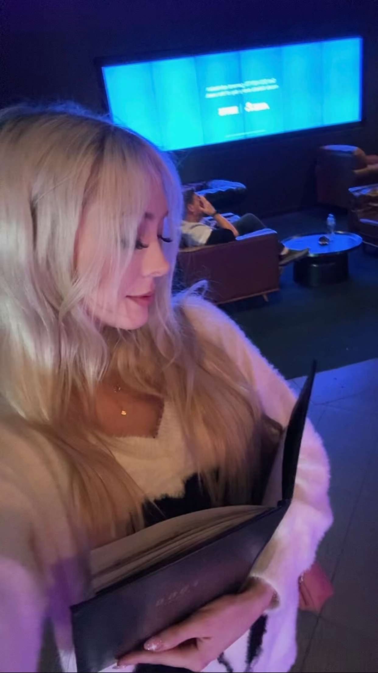 emxllouise snapchat image archive image