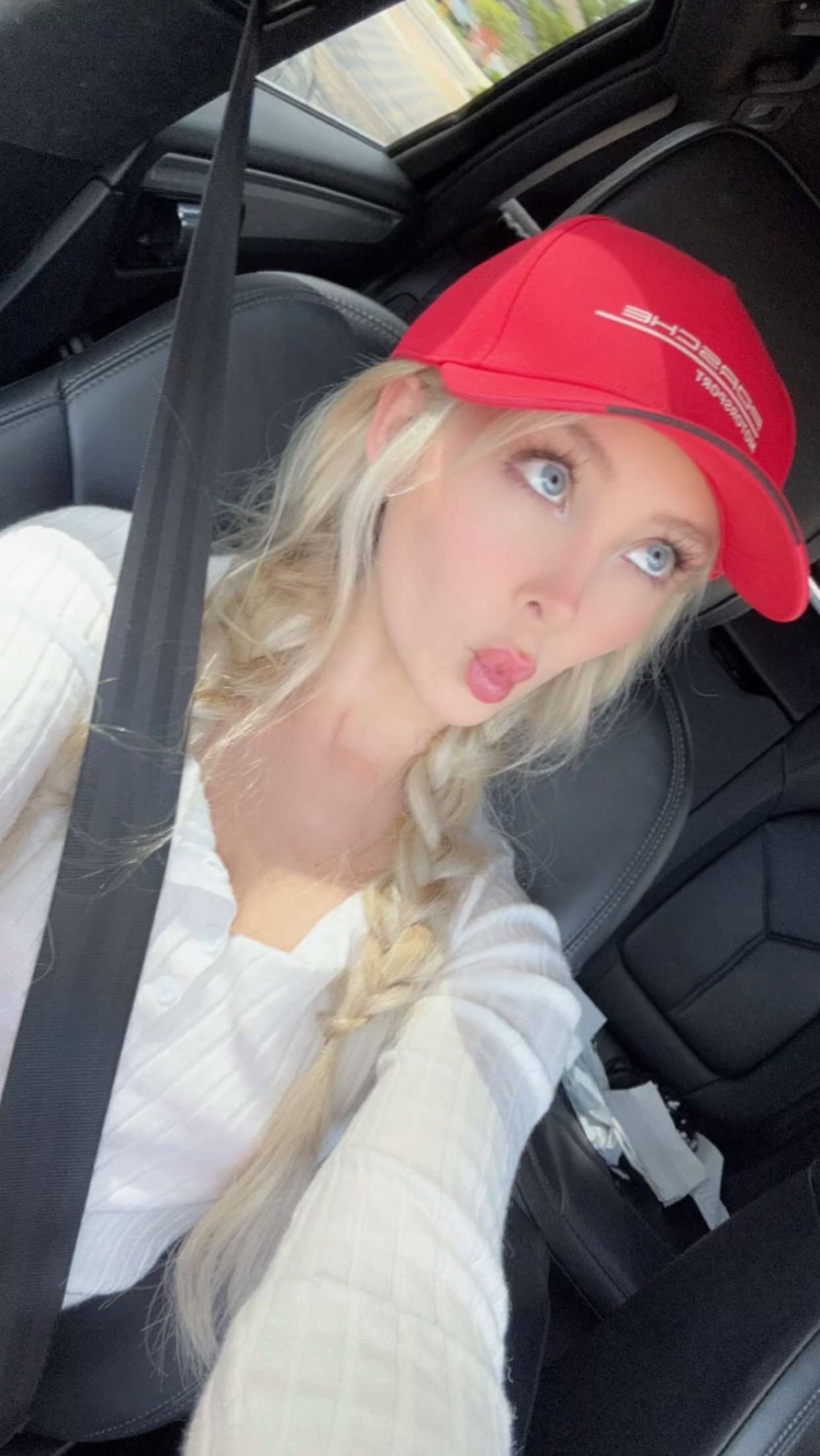 emxllouise snapchat image archive image