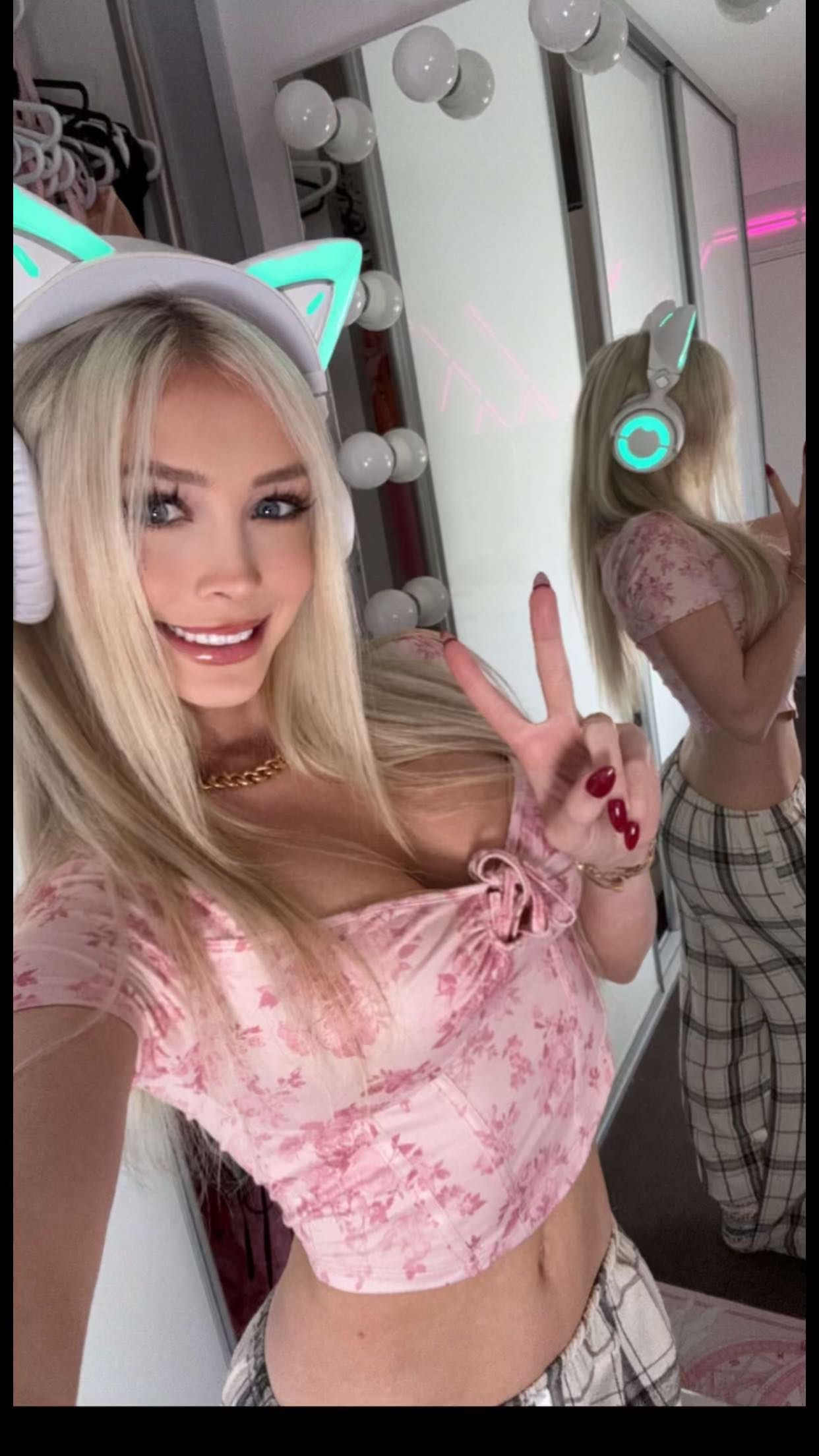 emxllouise snapchat image archive image