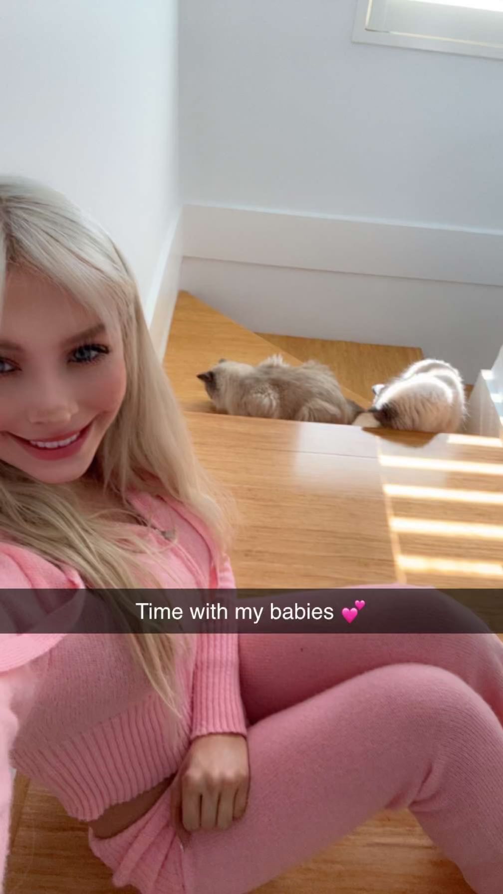 emxllouise snapchat image archive image