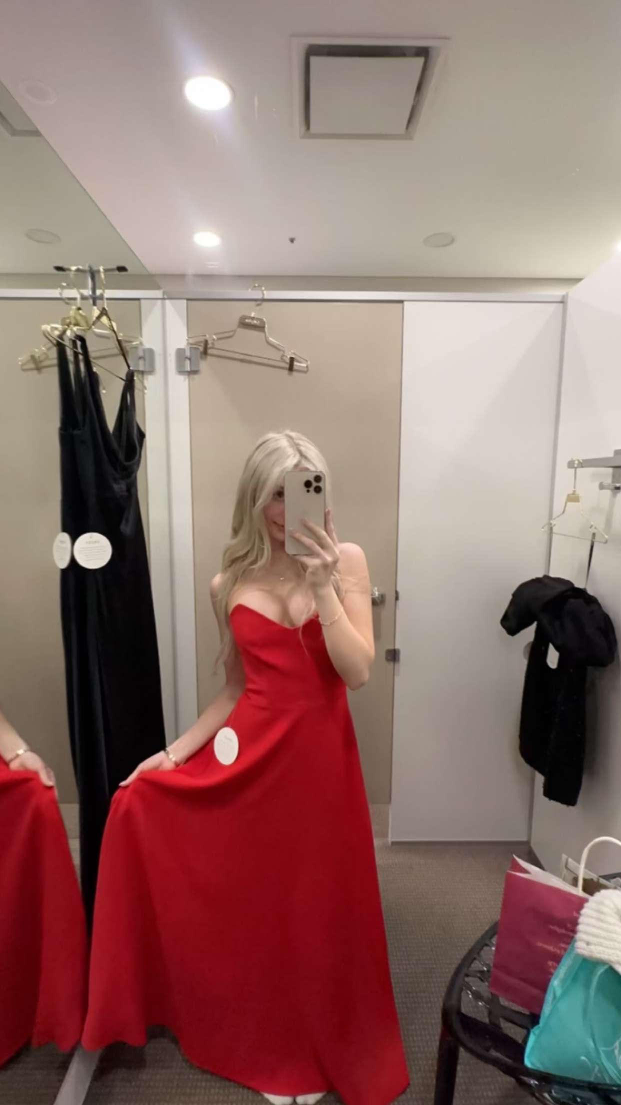 emxllouise snapchat image archive image