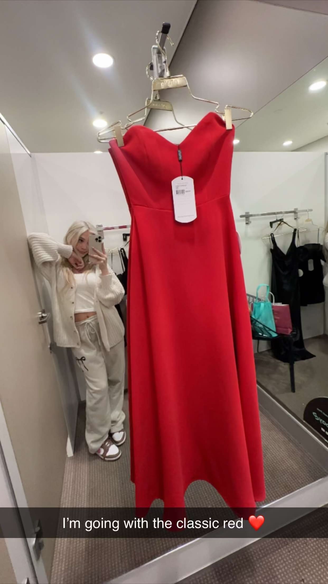 emxllouise snapchat image archive image