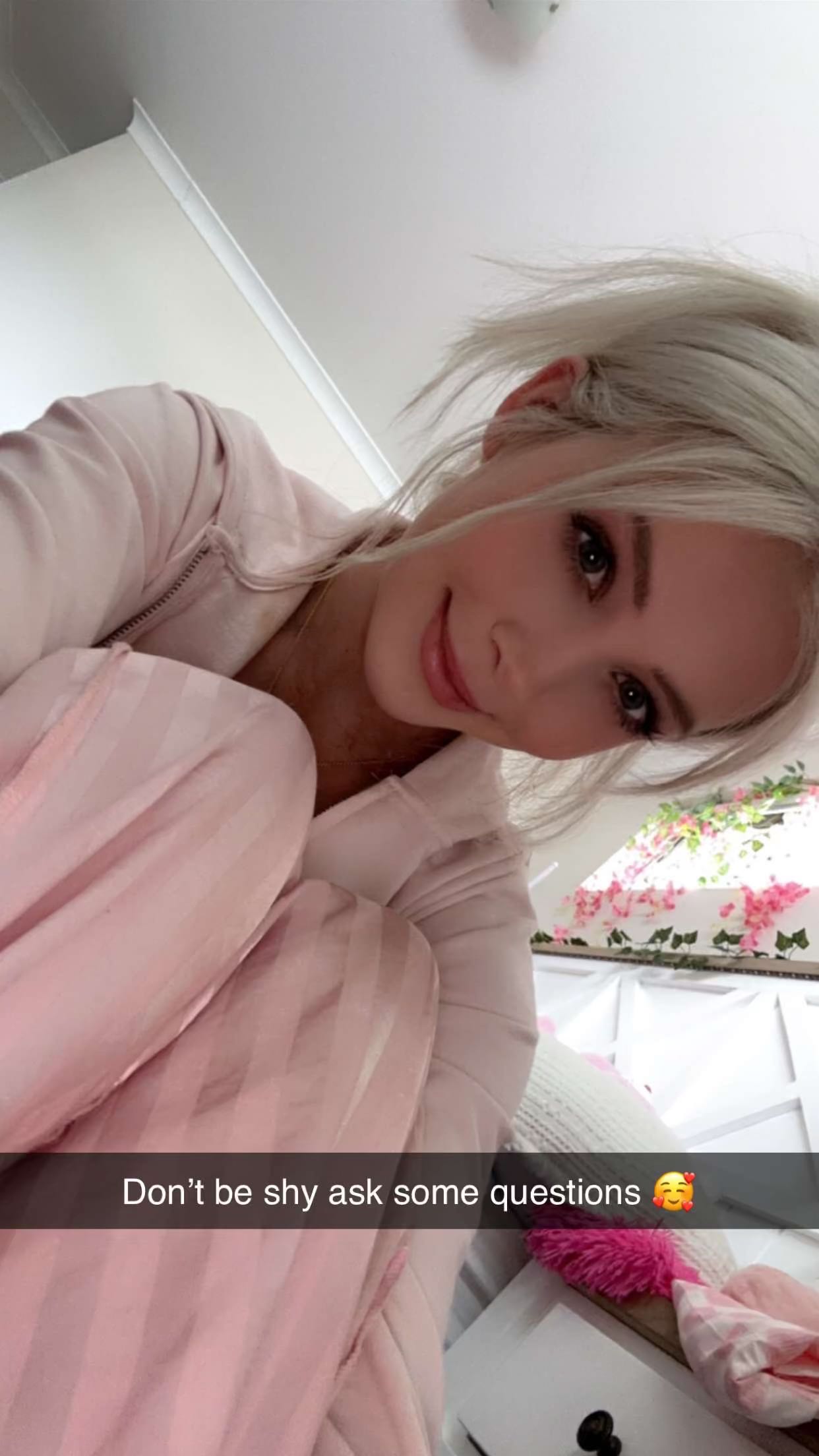 emxllouise snapchat image archive image