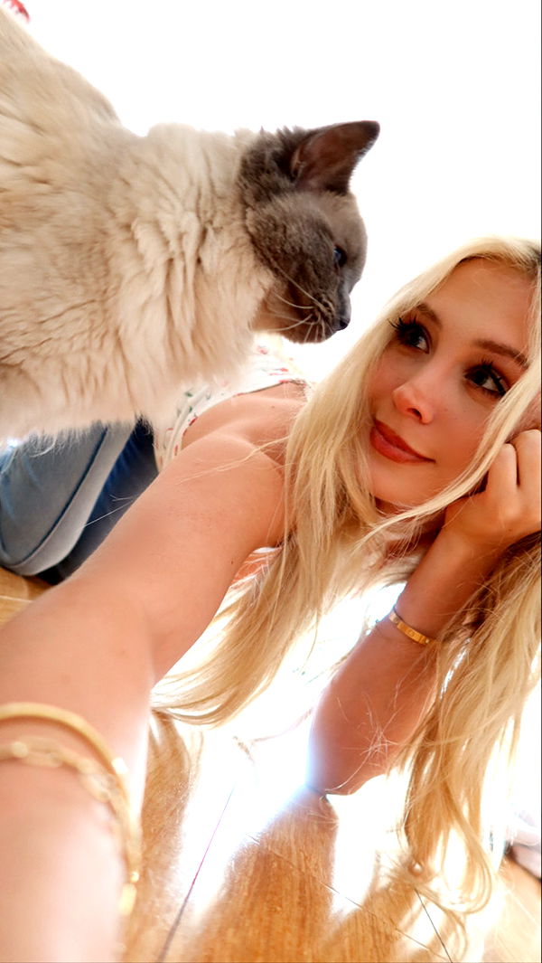 emxllouise image ~ Altpins