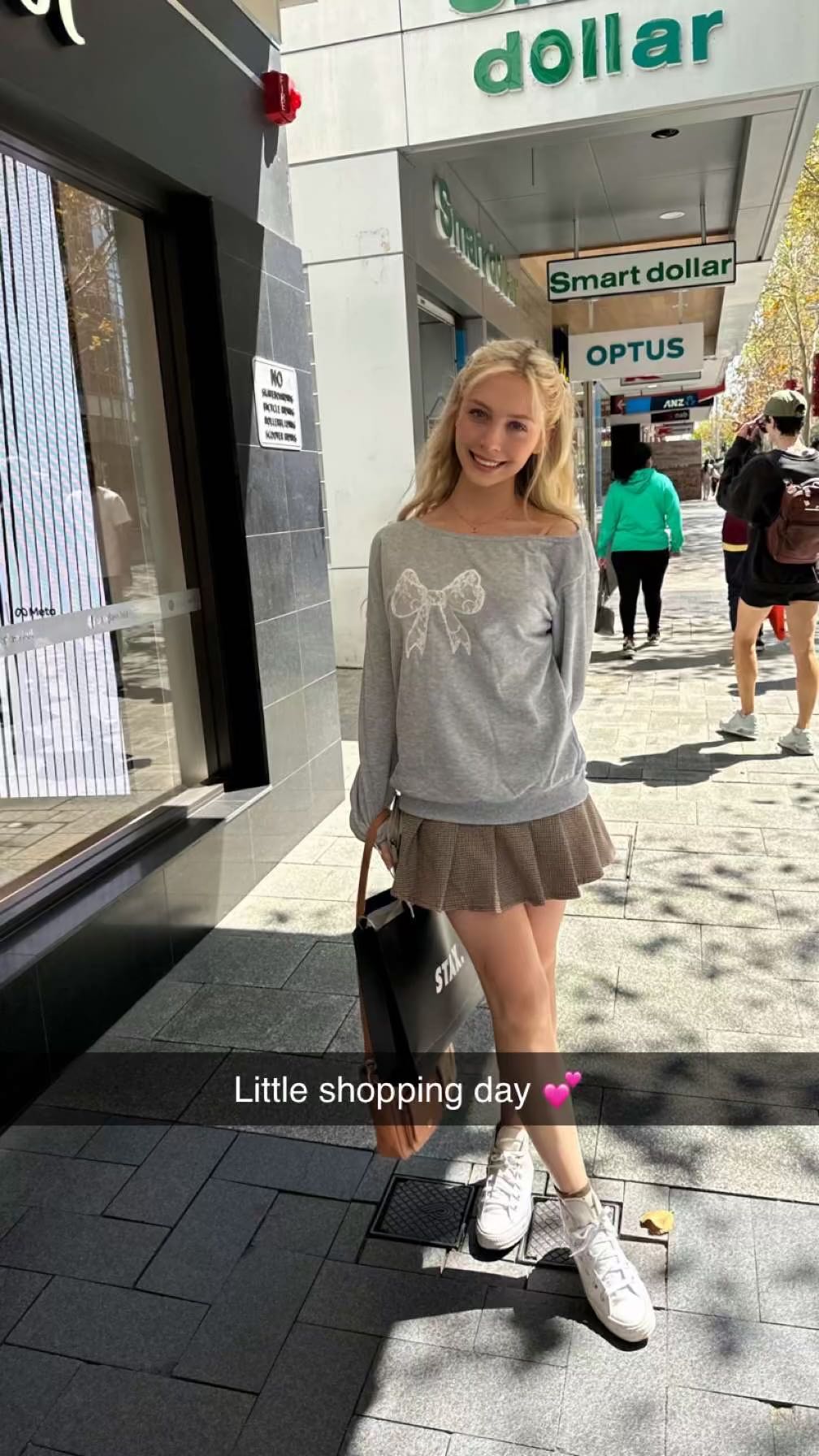 emxllouise snapchat image archive image