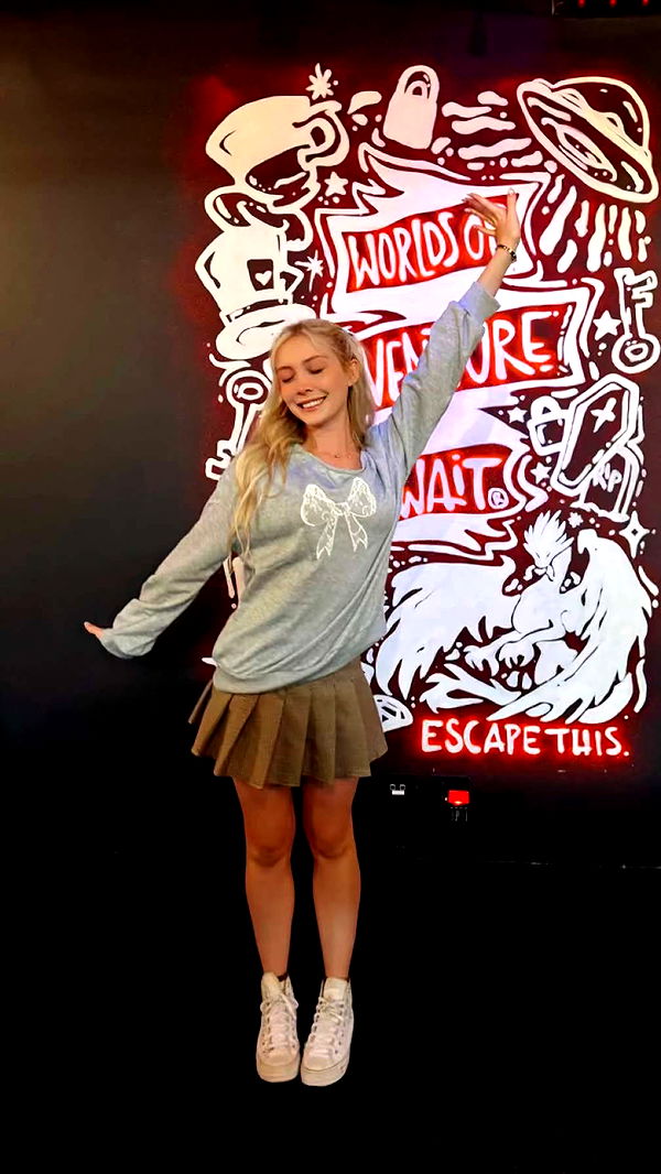 emxllouise image ~ Altpins