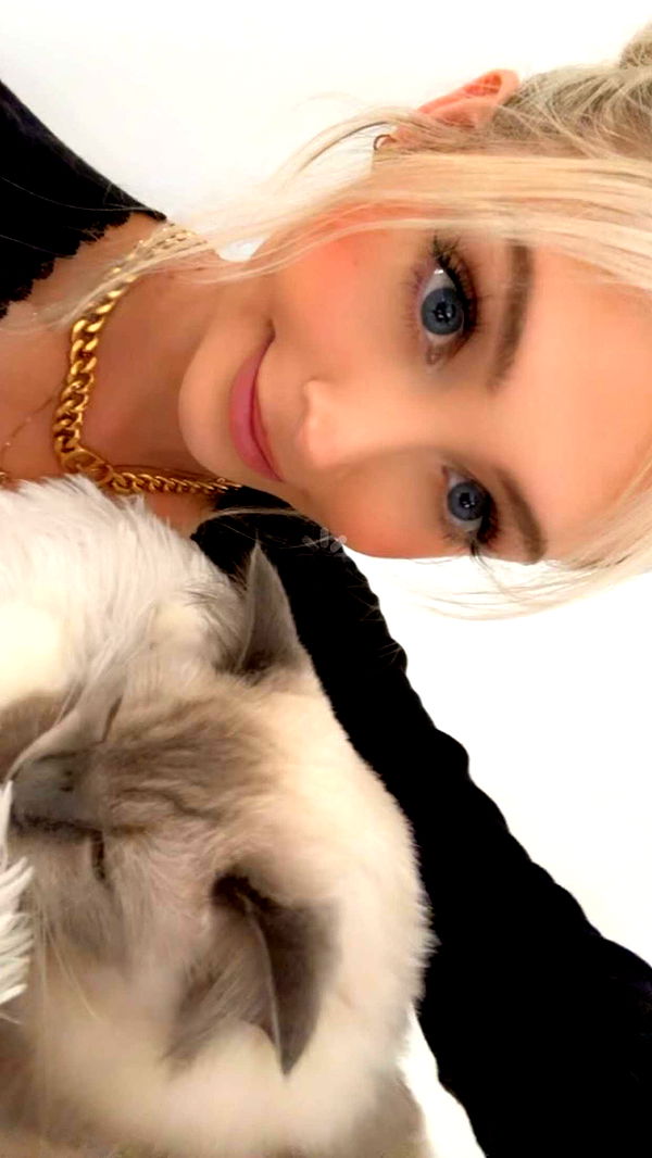 emxllouise image ~ Altpins