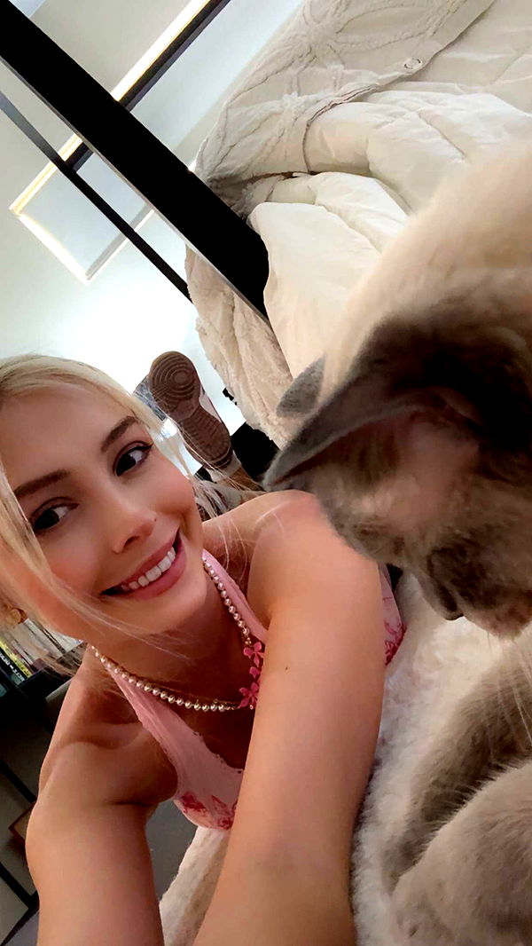 emxllouise image ~ Altpins